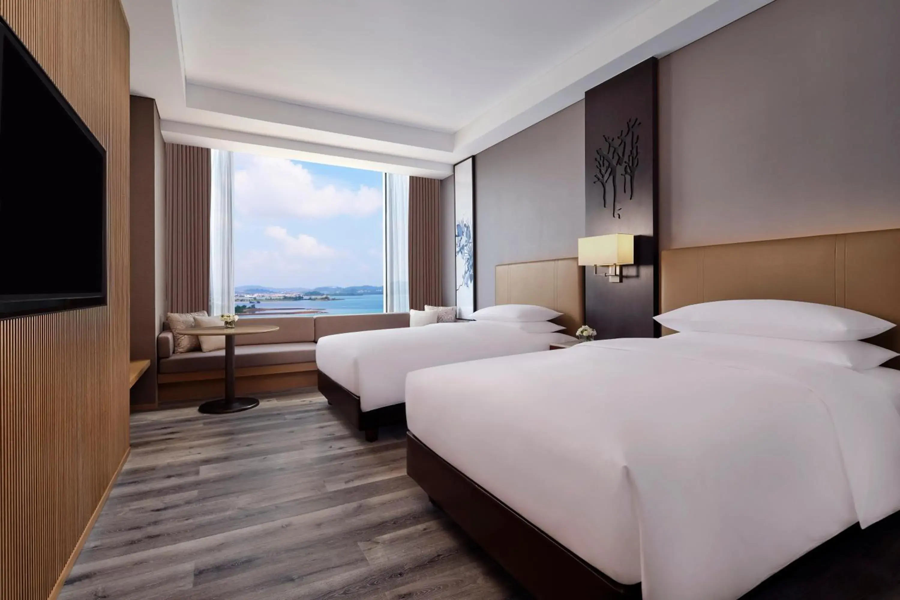 Deluxe Double Room with Sea View in Batam Marriott Hotel Harbour Bay Deluxe Double Room with Sea View in Batam Marriott Hotel Harbour Bay
