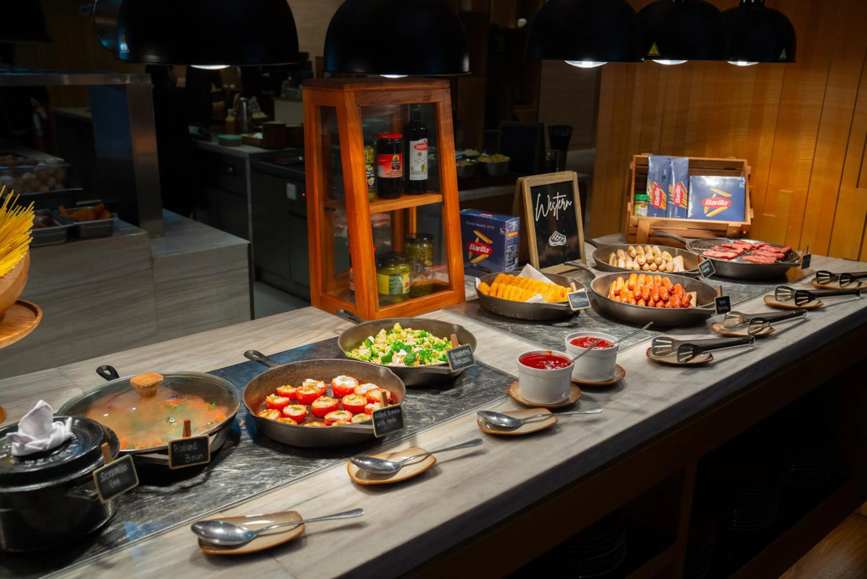 Breakfast in Batam Marriott Hotel Harbour Bay