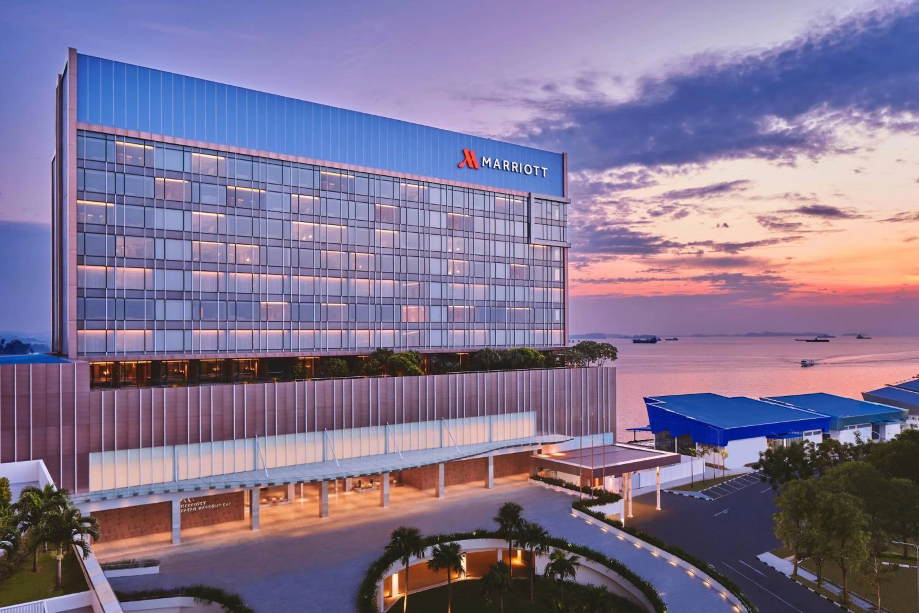 Property building in Batam Marriott Hotel Harbour Bay