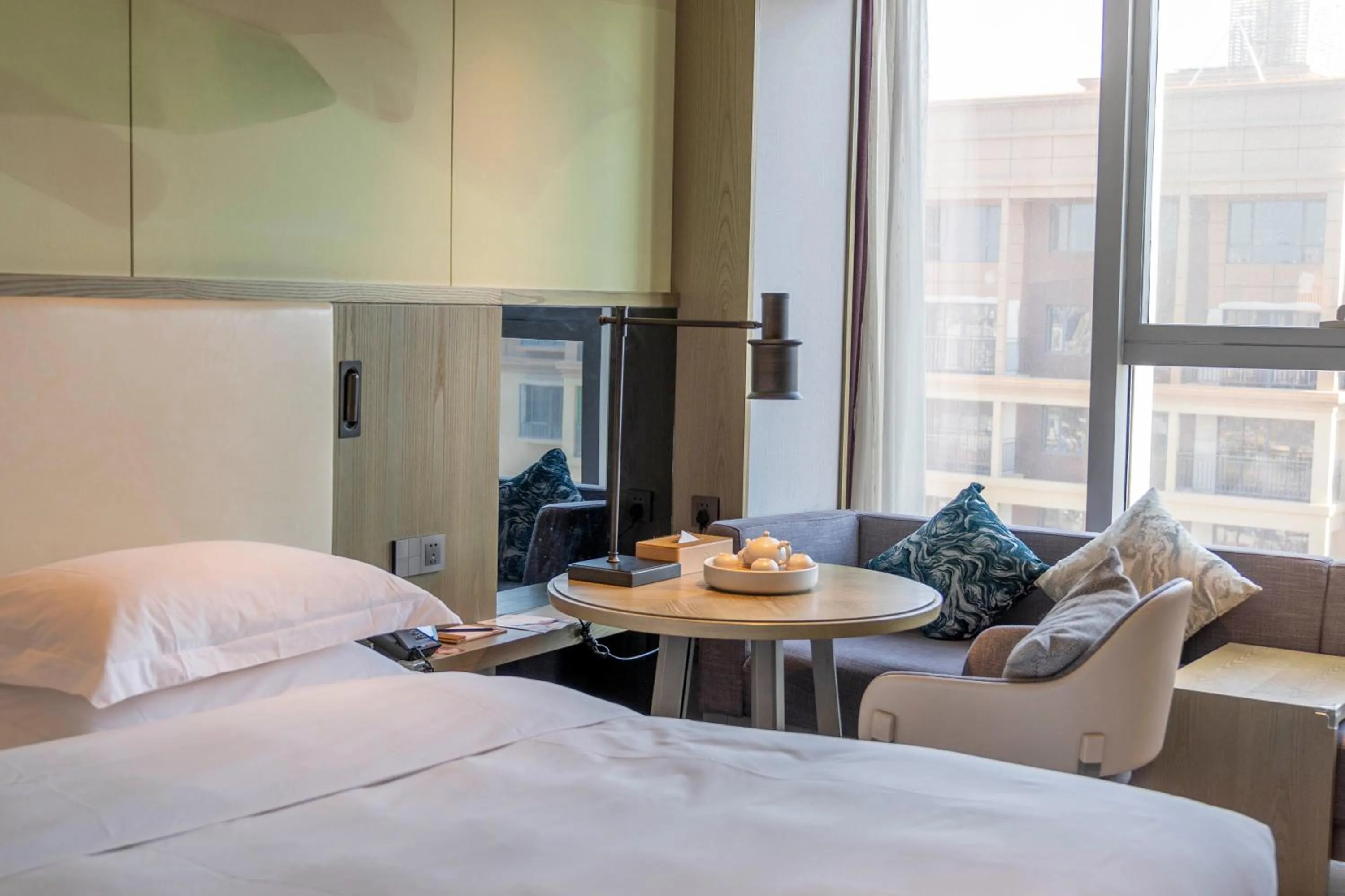 Bed in Delta Hotels by Marriott Kunming