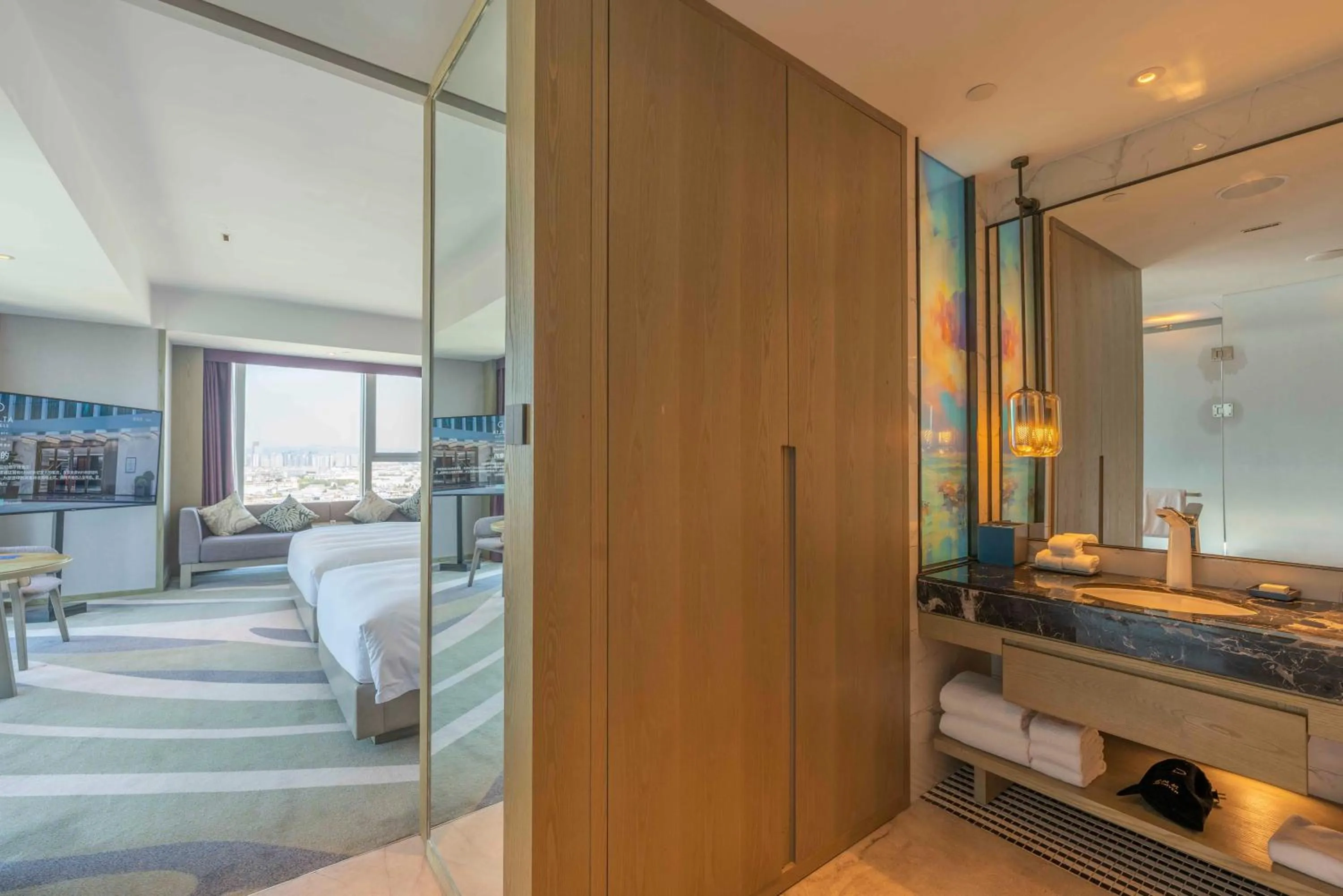 Bed in Delta Hotels by Marriott Kunming