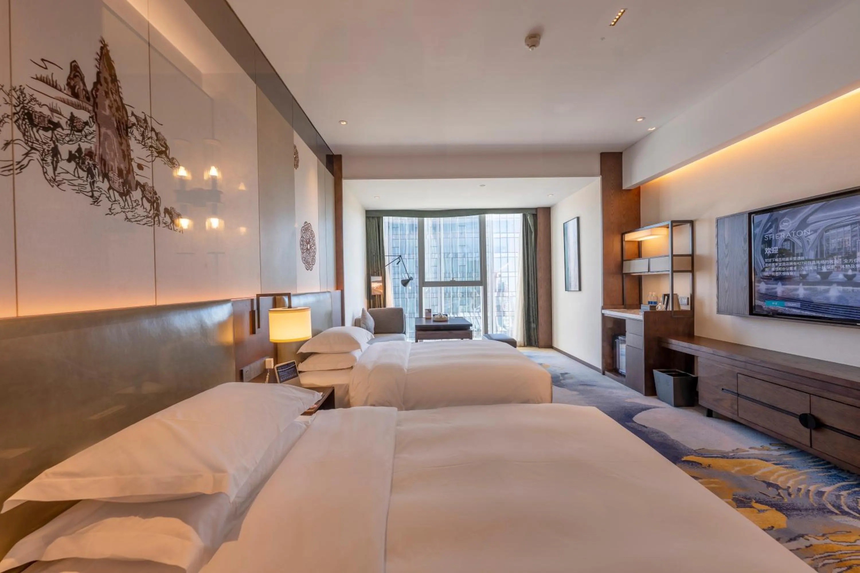 Property building, Bed in Sheraton Kunming