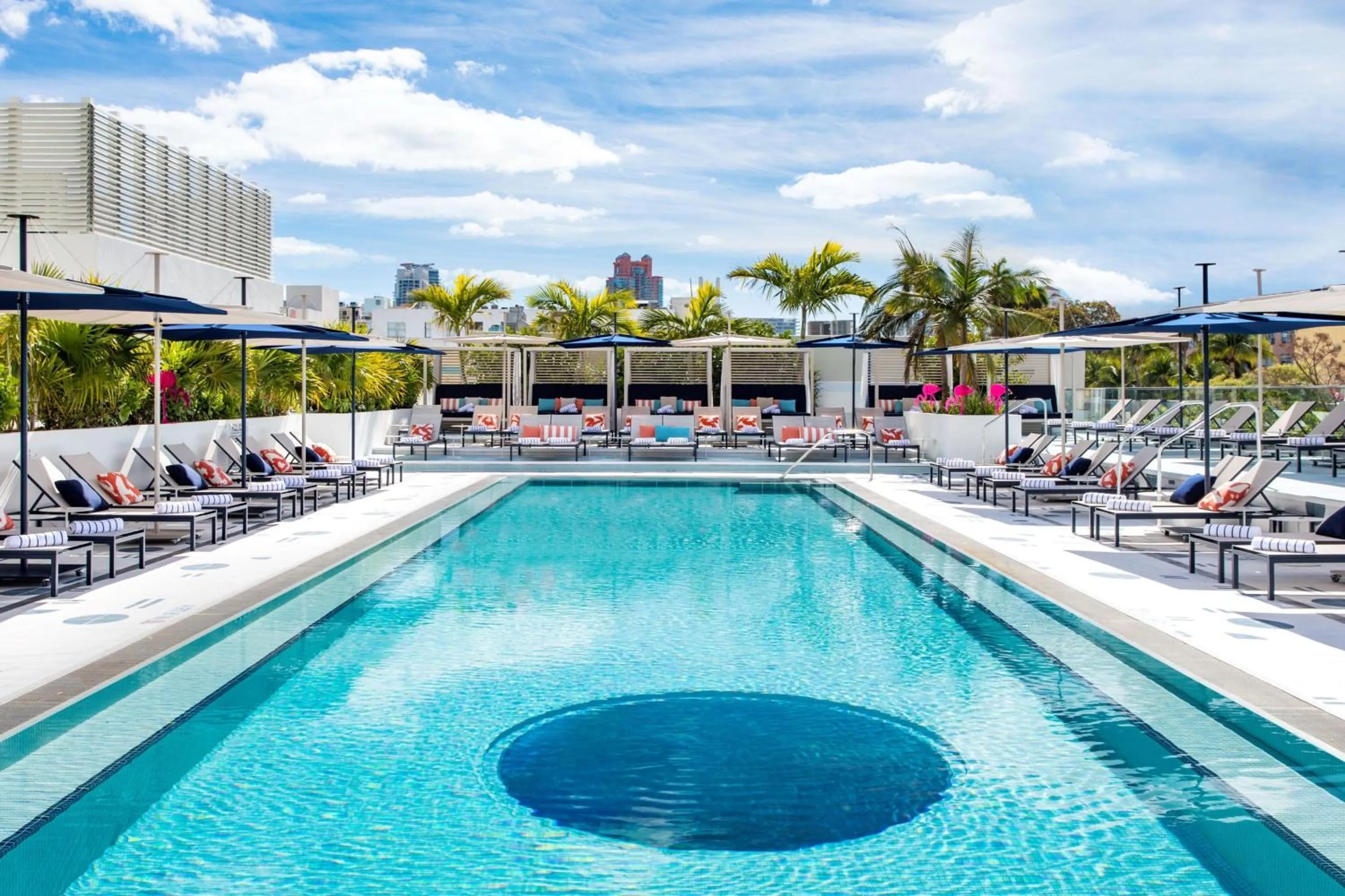 Swimming pool in Moxy Miami South Beach