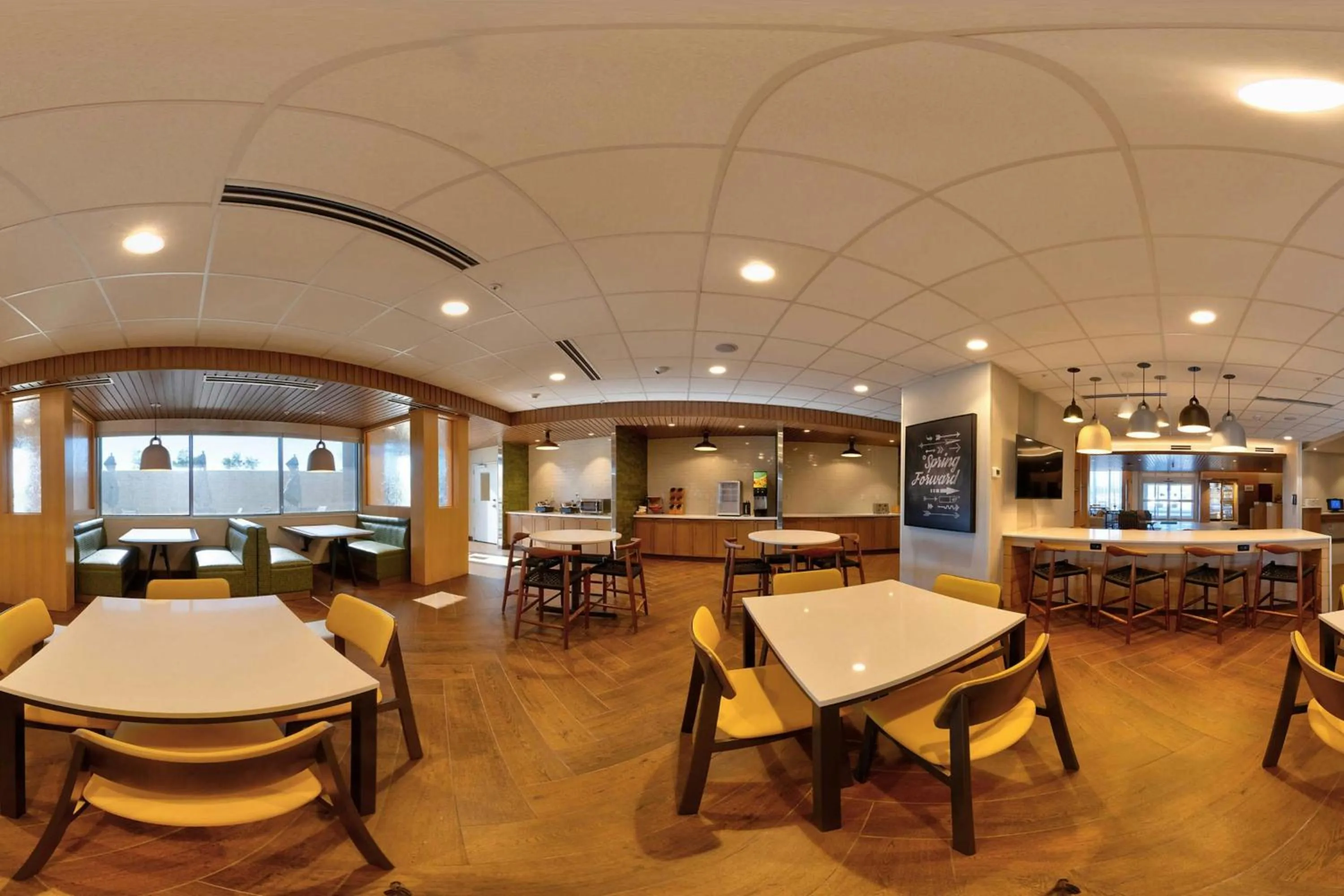 Breakfast in Fairfield Inn & Suites by Marriott Milwaukee Brookfield