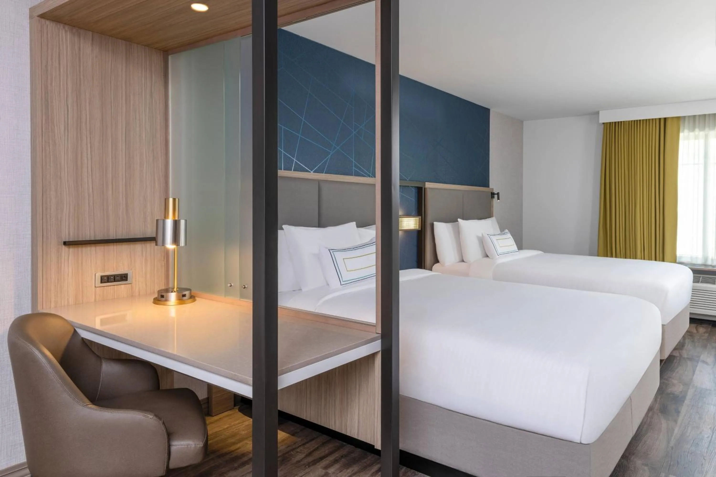 Bedroom, Bed in SpringHill Suites by Marriott San Diego Carlsbad