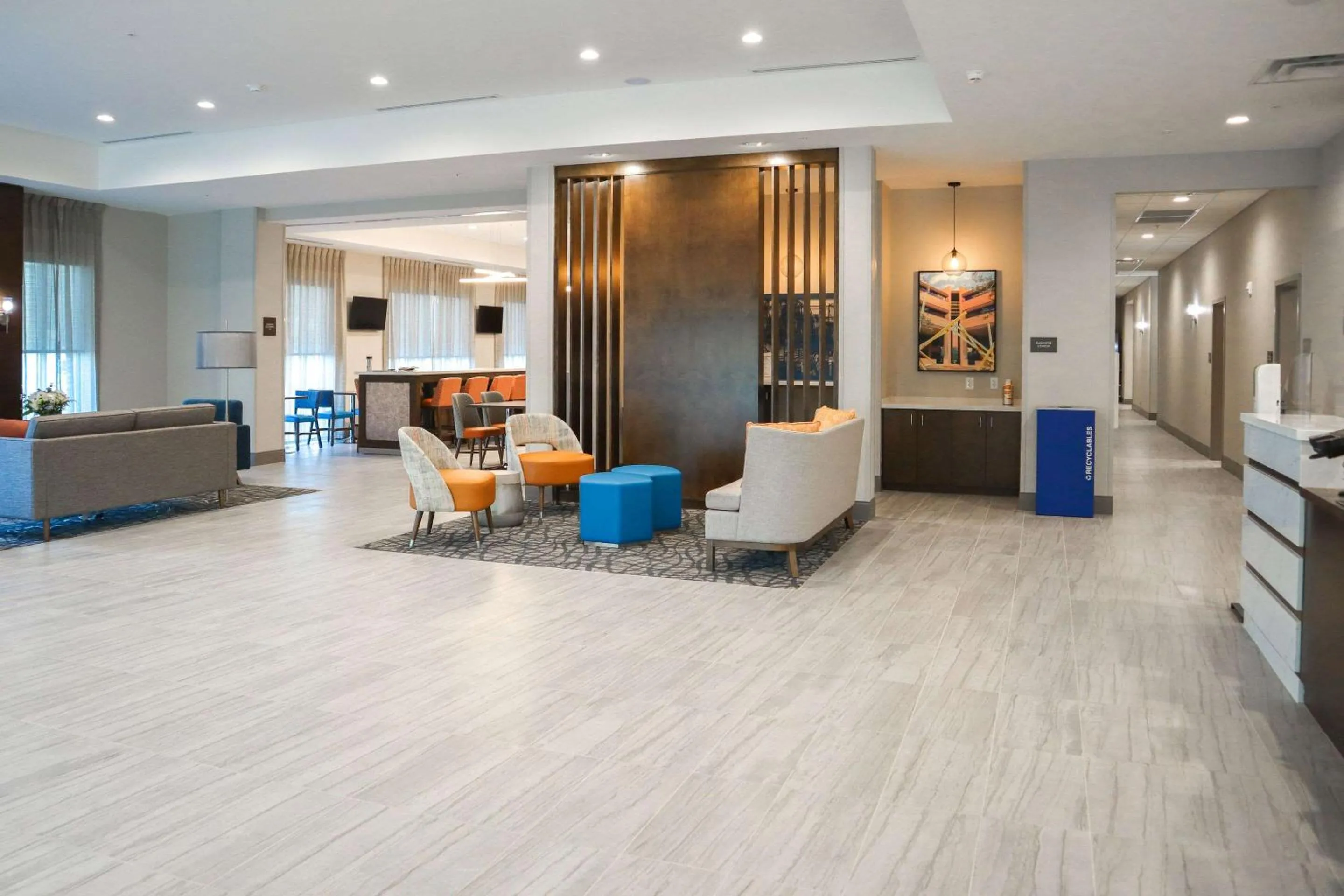 Lobby or reception in Comfort Suites Gainesville Near University