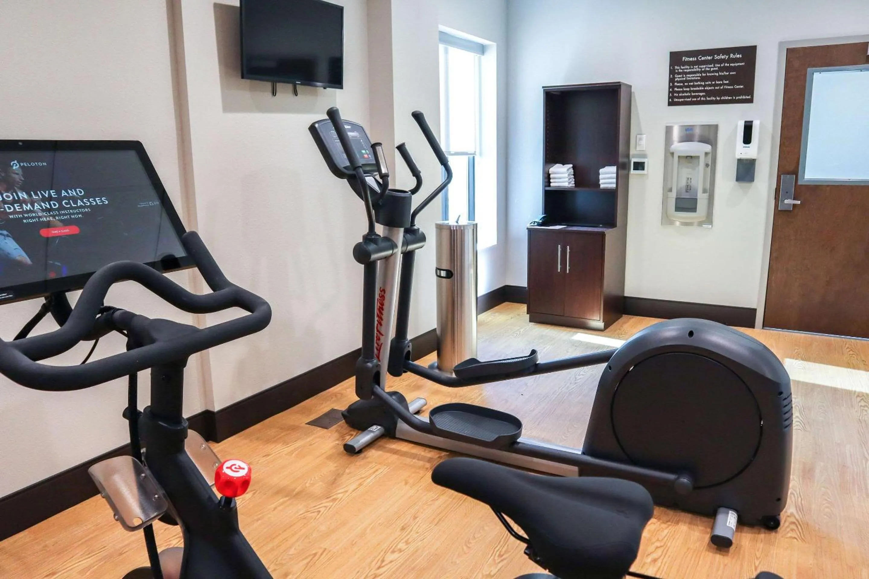 Fitness centre/facilities in Comfort Suites Gainesville Near University
