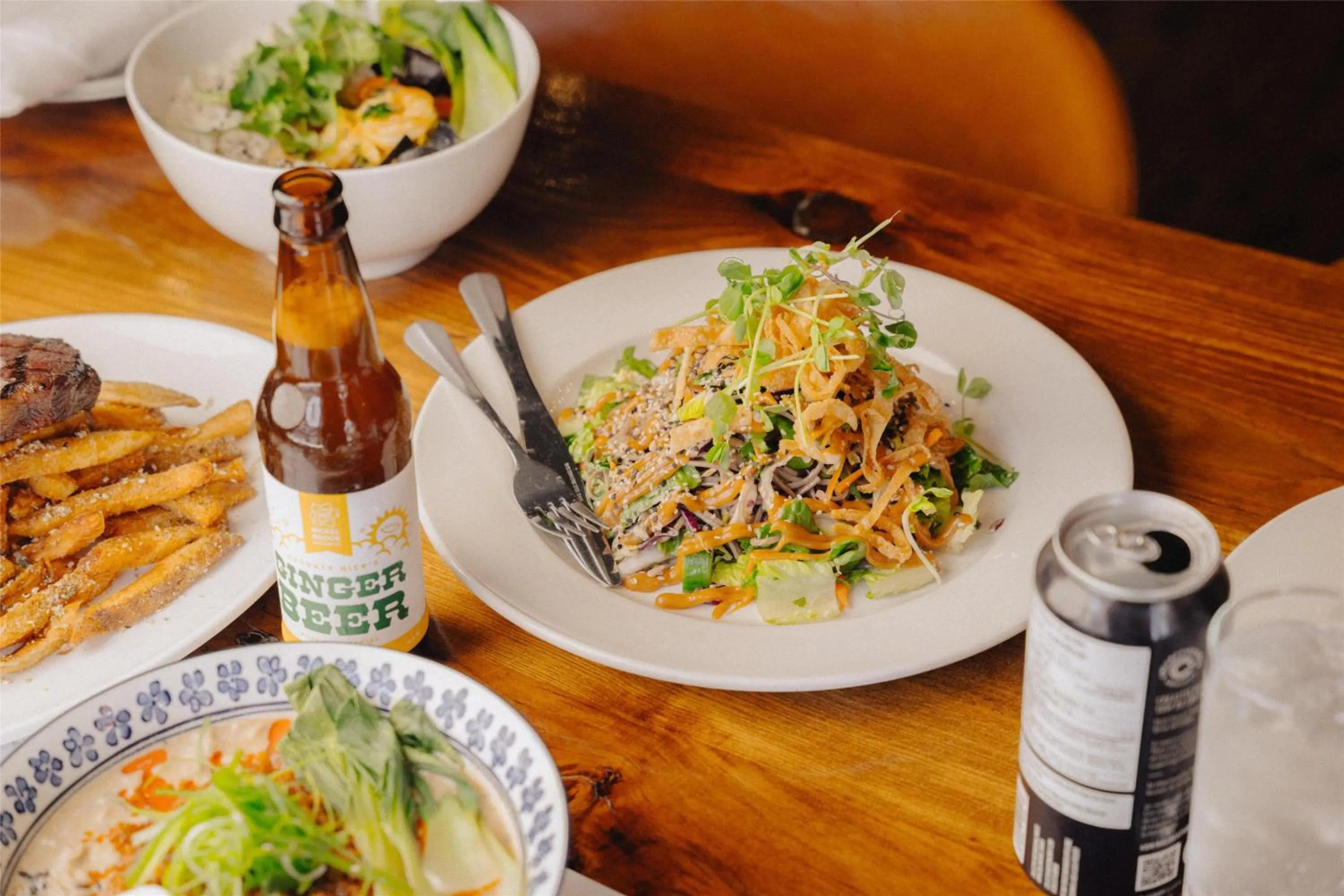 Restaurant/places to eat in Mercer Hotel Downtown; BW Premier Collection