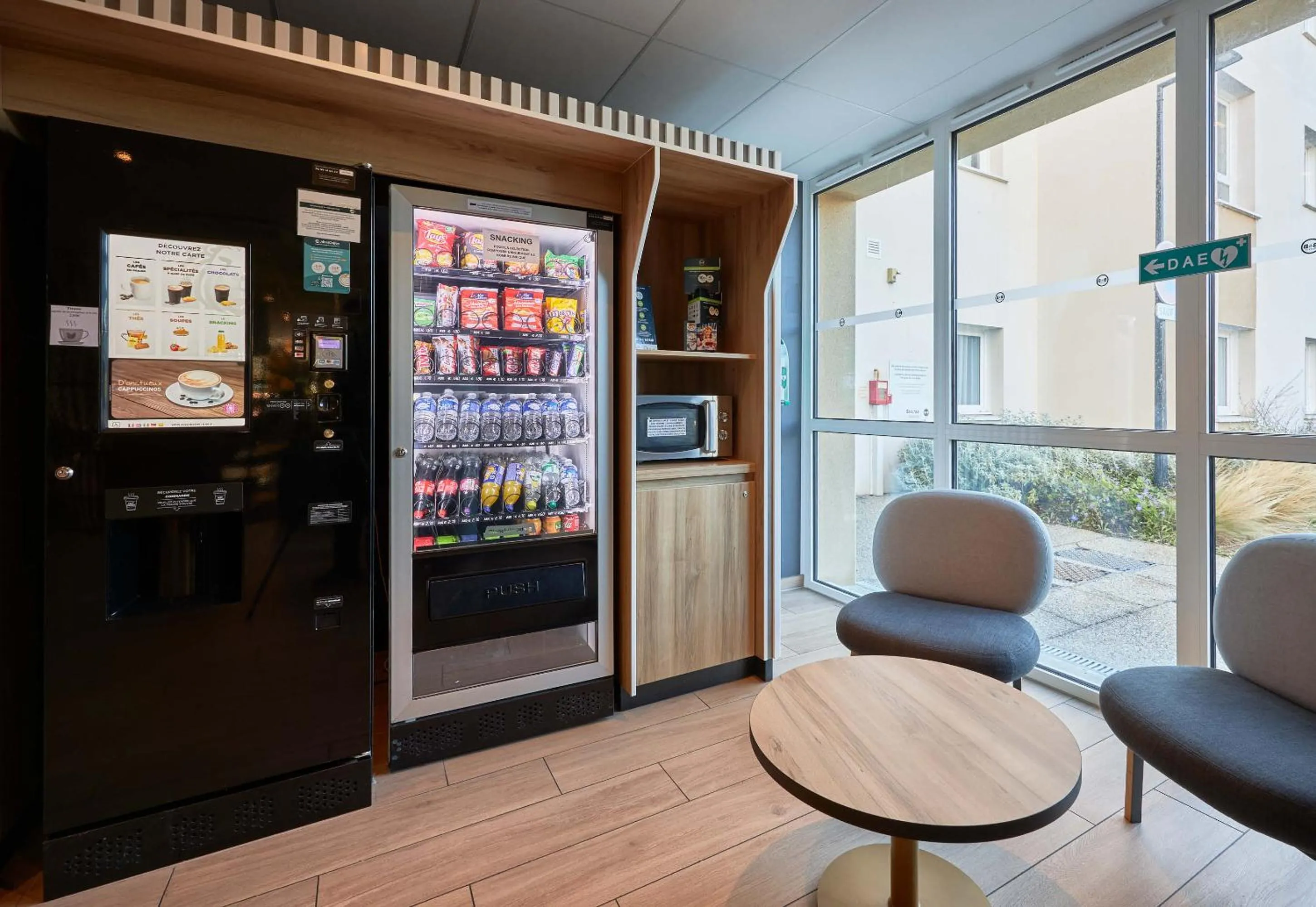 vending machine in B&B HOTEL Ouistreham