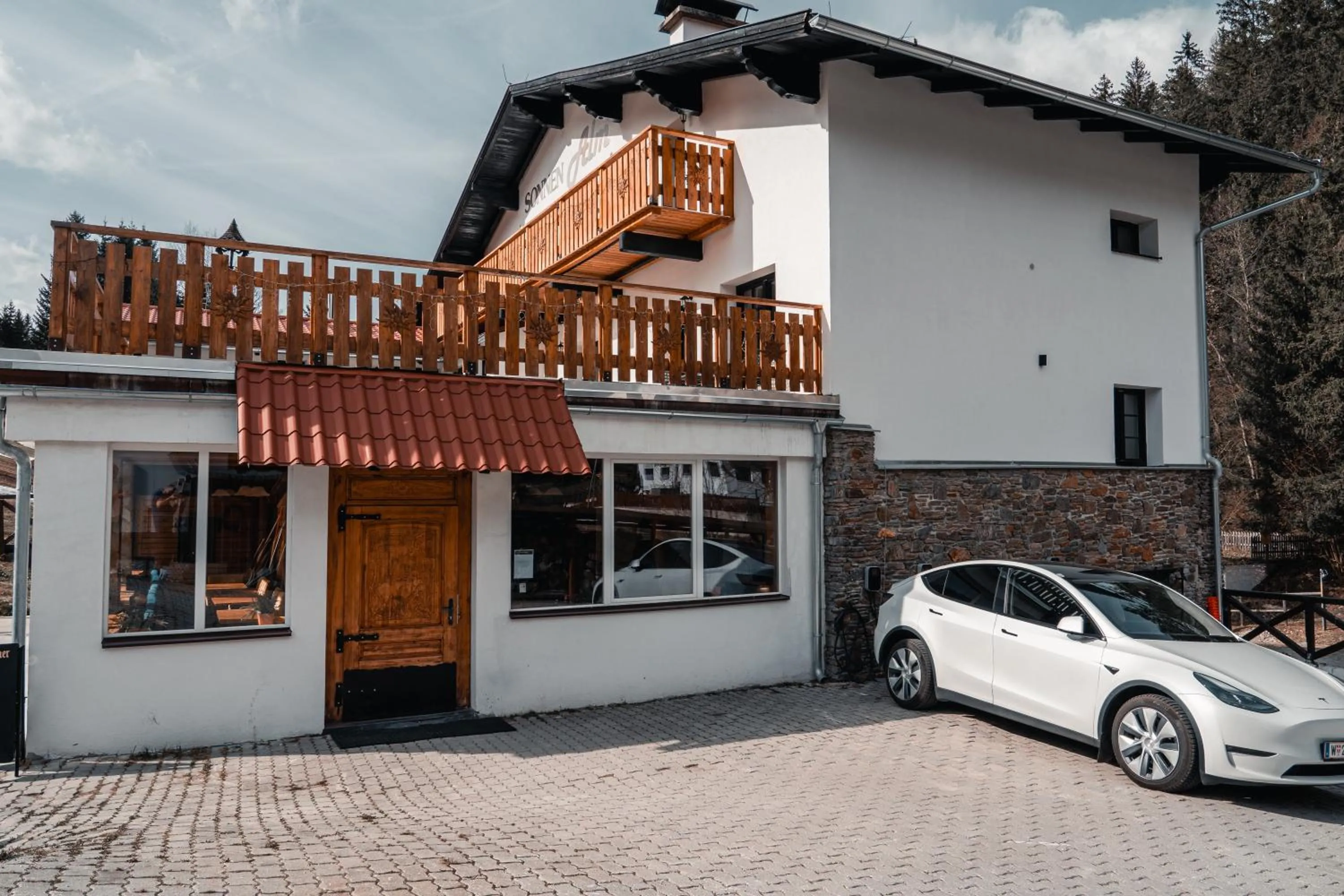 Property building in Hotel Sonnenalm Stuhleck