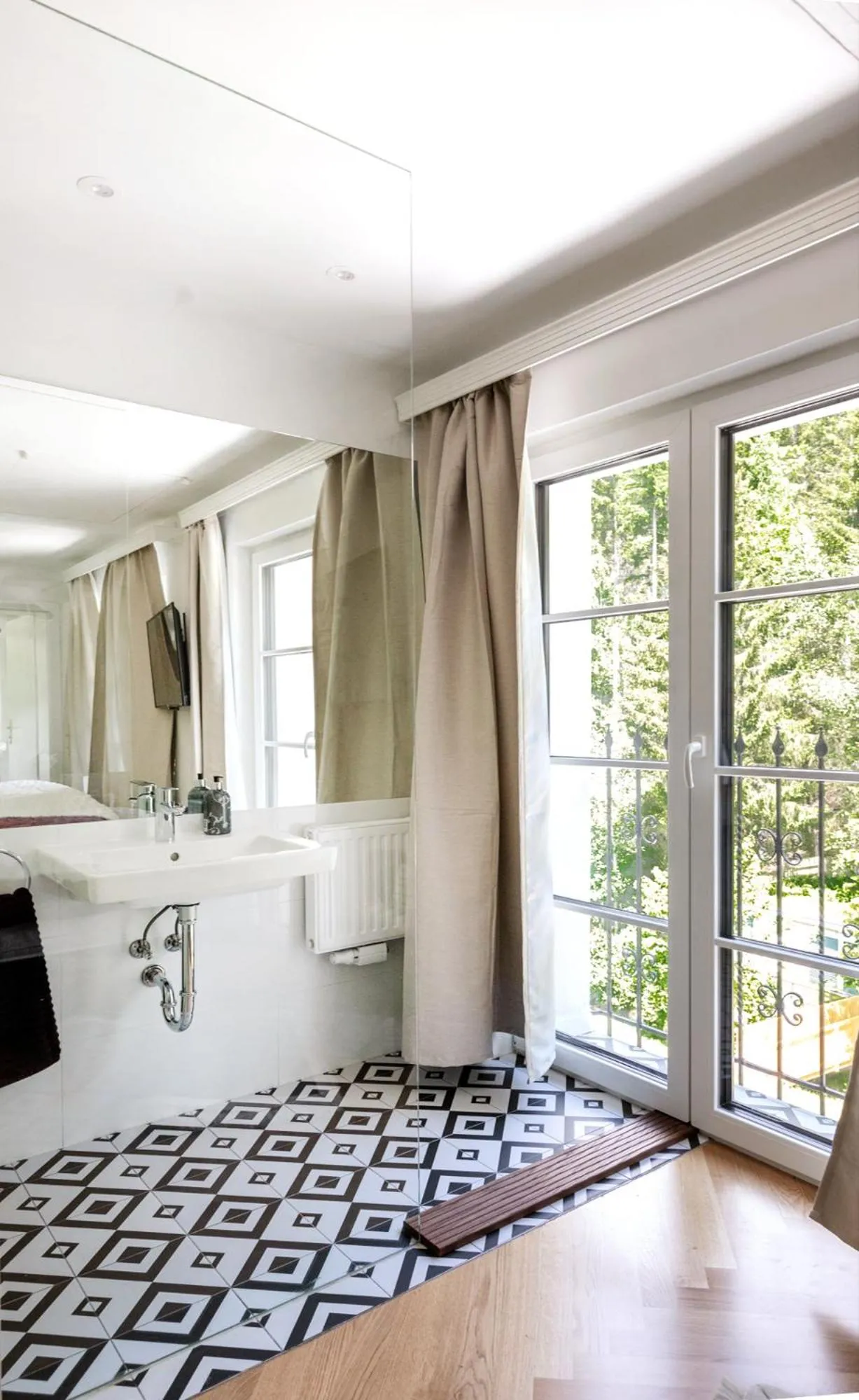 Bathroom in Hotel Sonnenalm Stuhleck