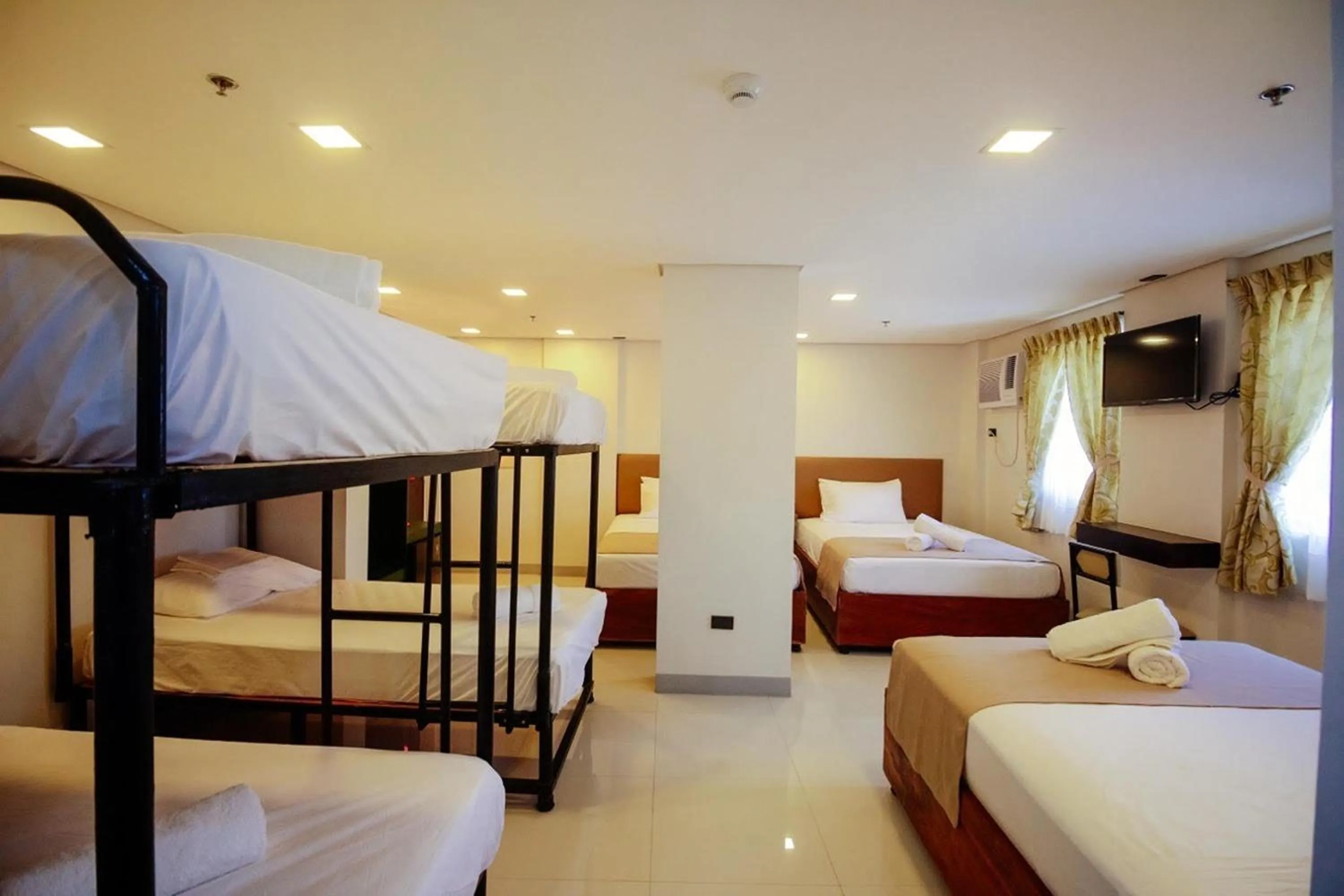 Bedroom, Bed in Belltower CSheLi Suites Bantay - Vigan