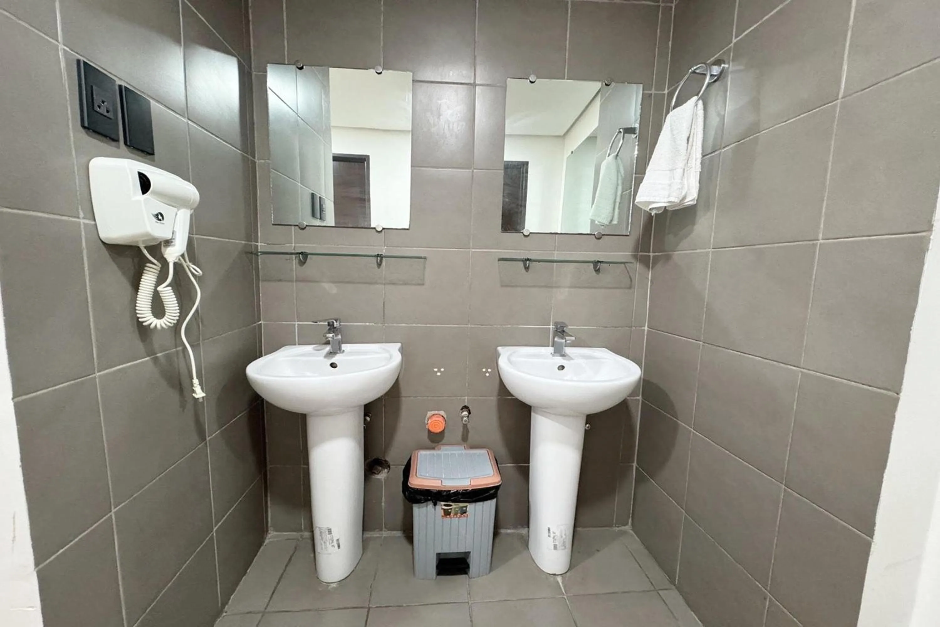 Bathroom in Belltower CSheLi Suites Bantay - Vigan