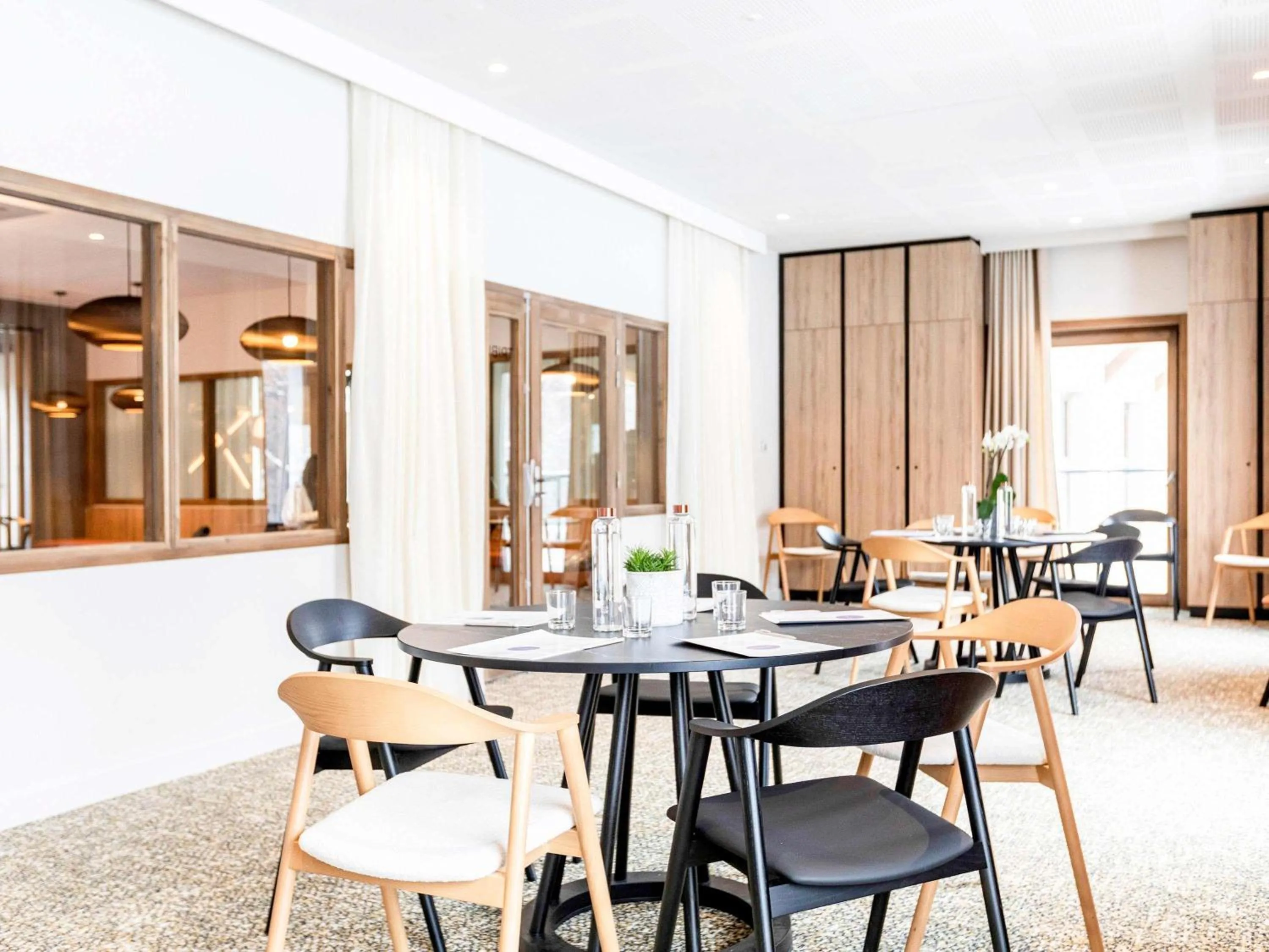 Meeting/conference room in Novotel Megève Mont-Blanc