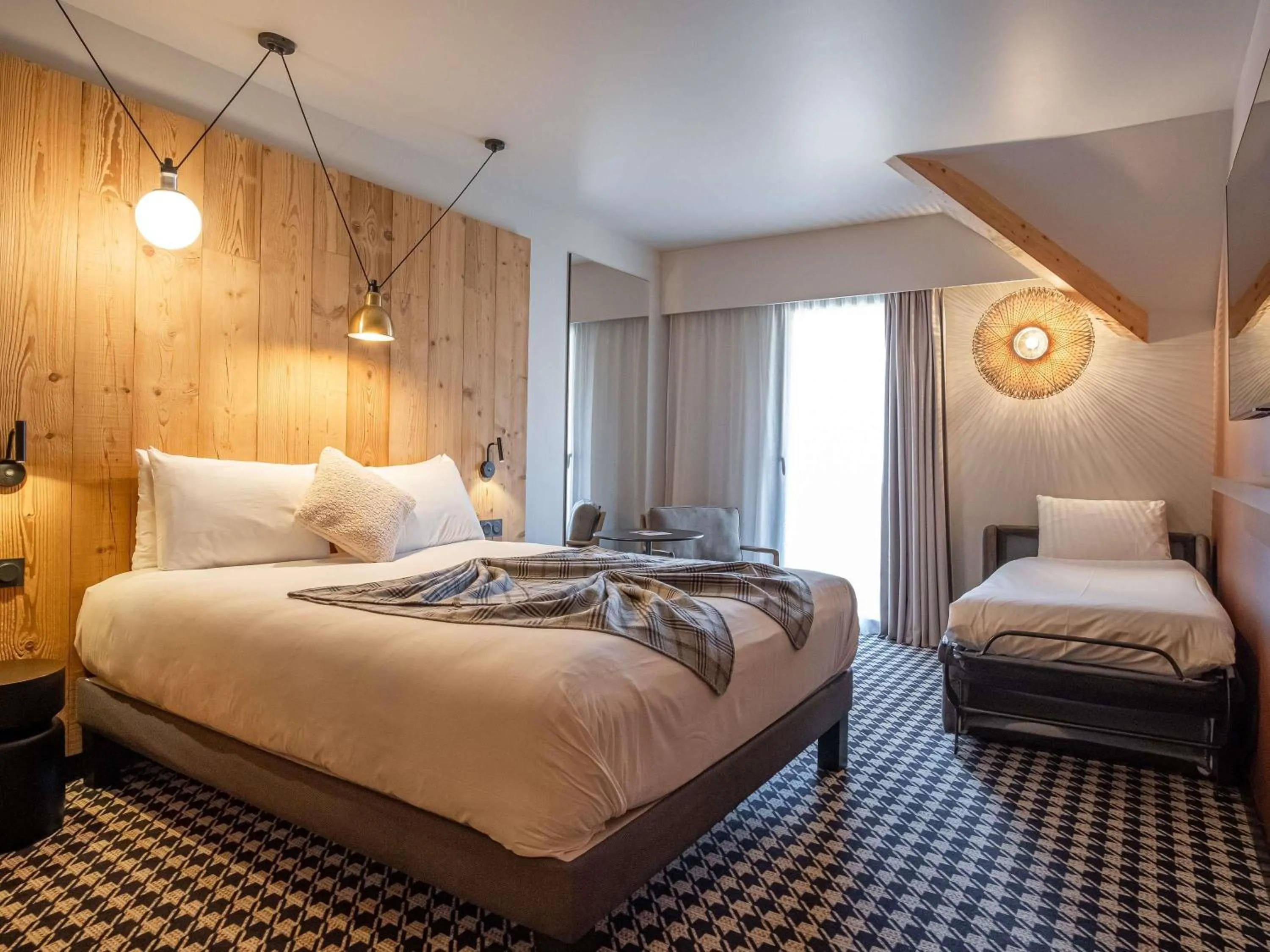 Bedroom, Bed in Mercure Peyragudes Loudenvielle Pyrénées