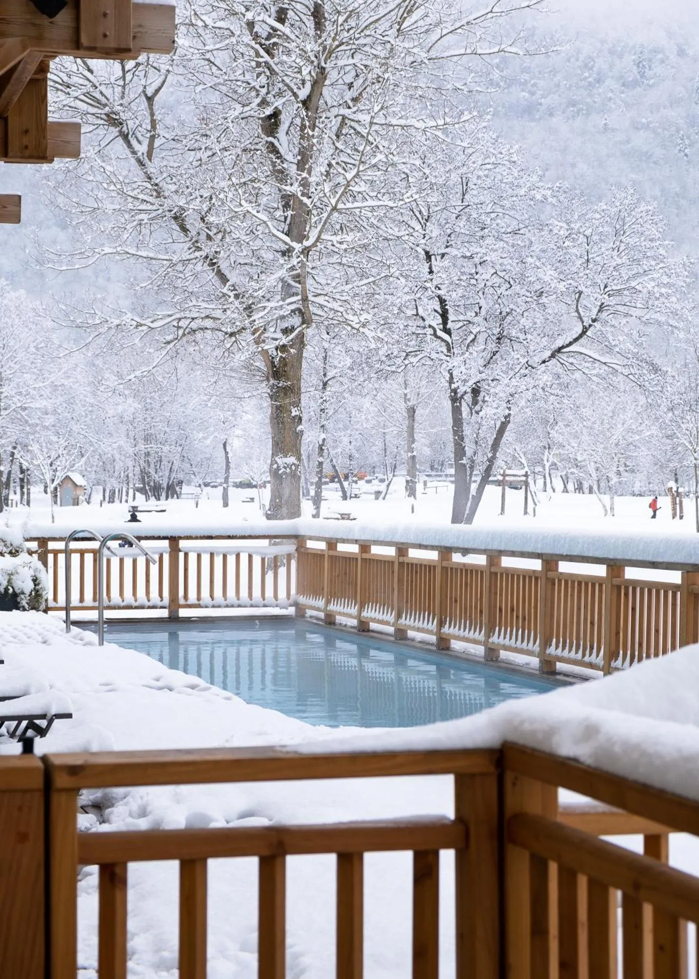Swimming pool in Mercure Peyragudes Loudenvielle Pyrénées