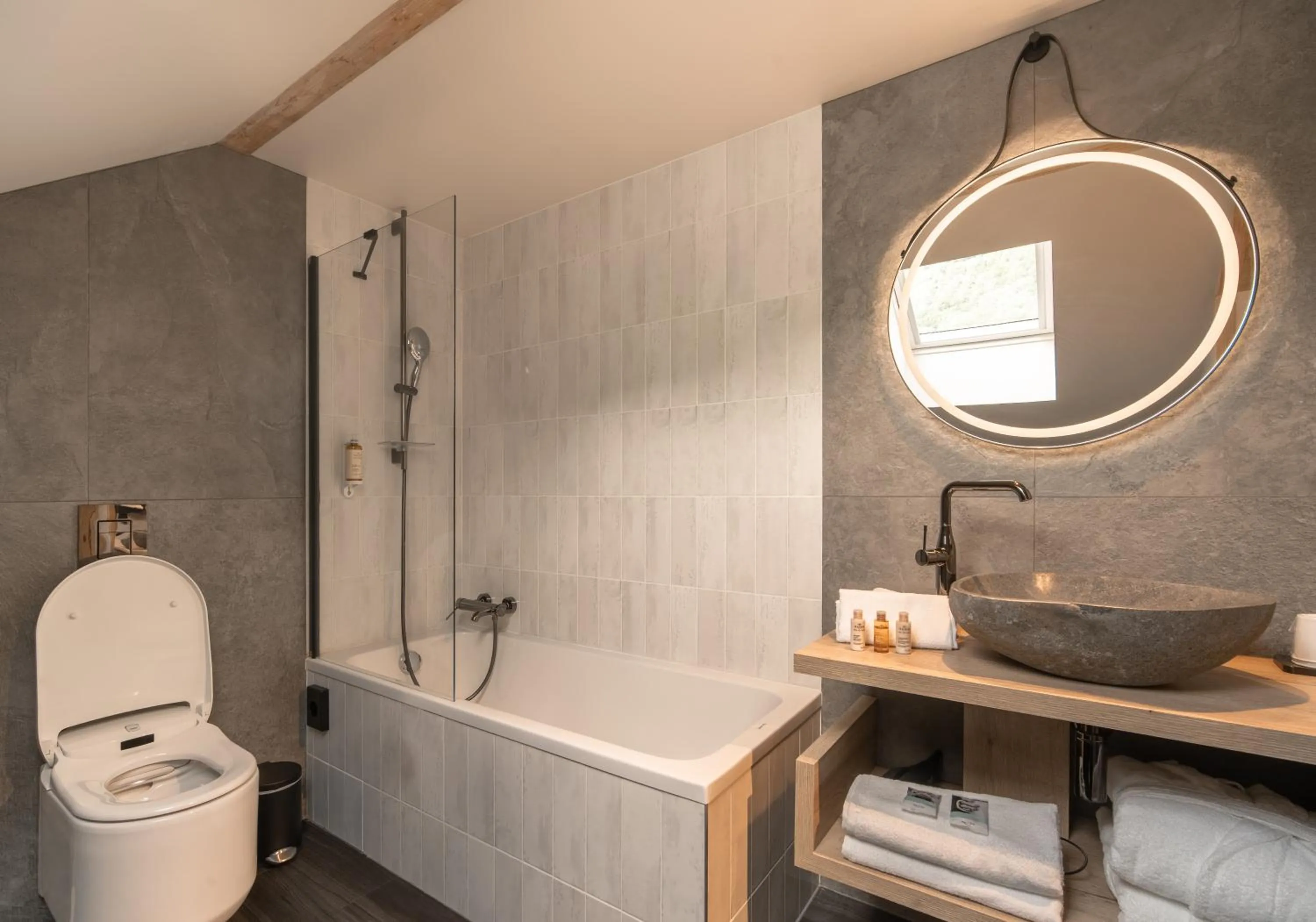 Bathroom in Mercure Peyragudes Loudenvielle Pyrénées