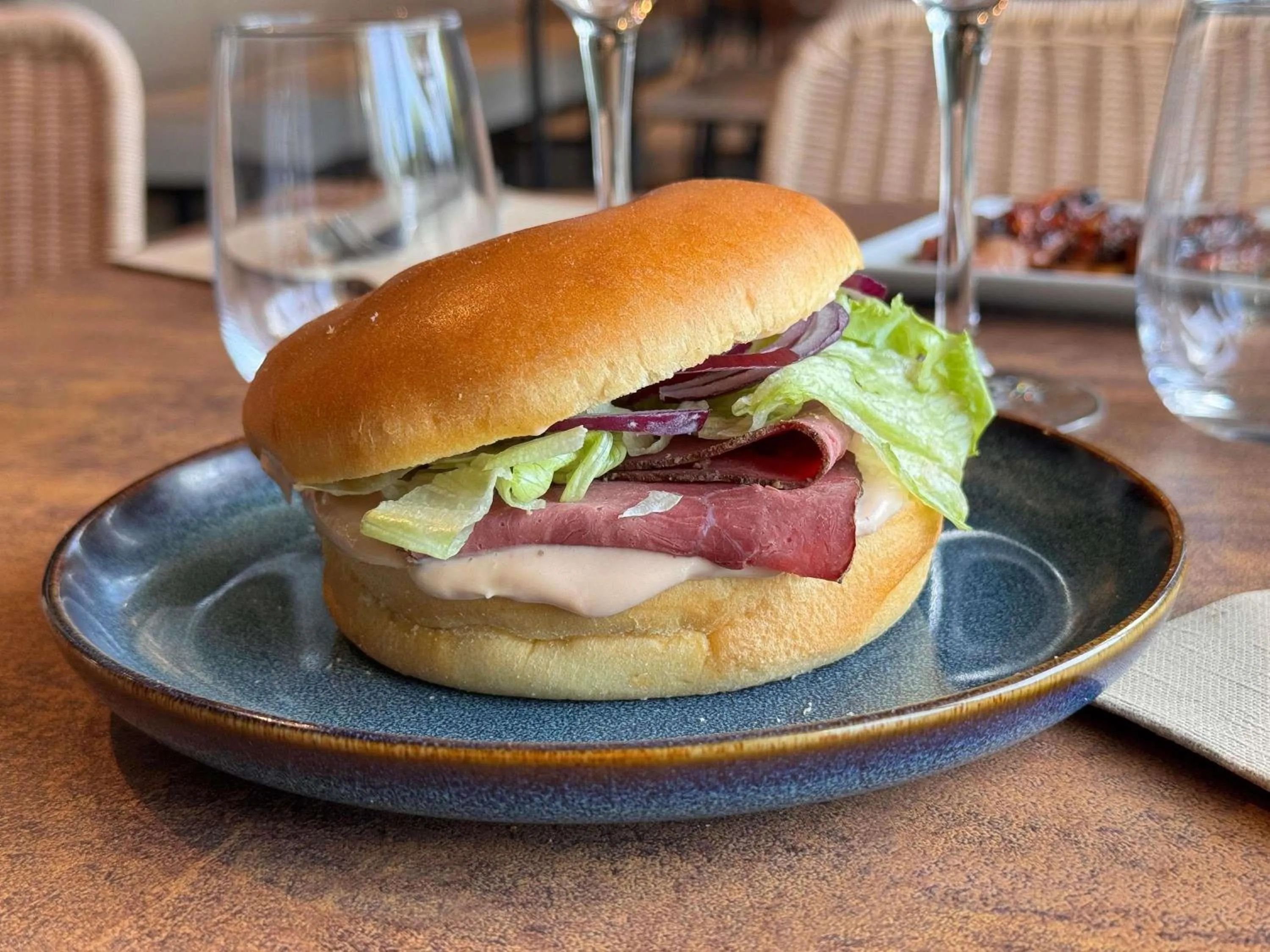 Restaurant/places to eat in Ibis Lunel Petite Camargue