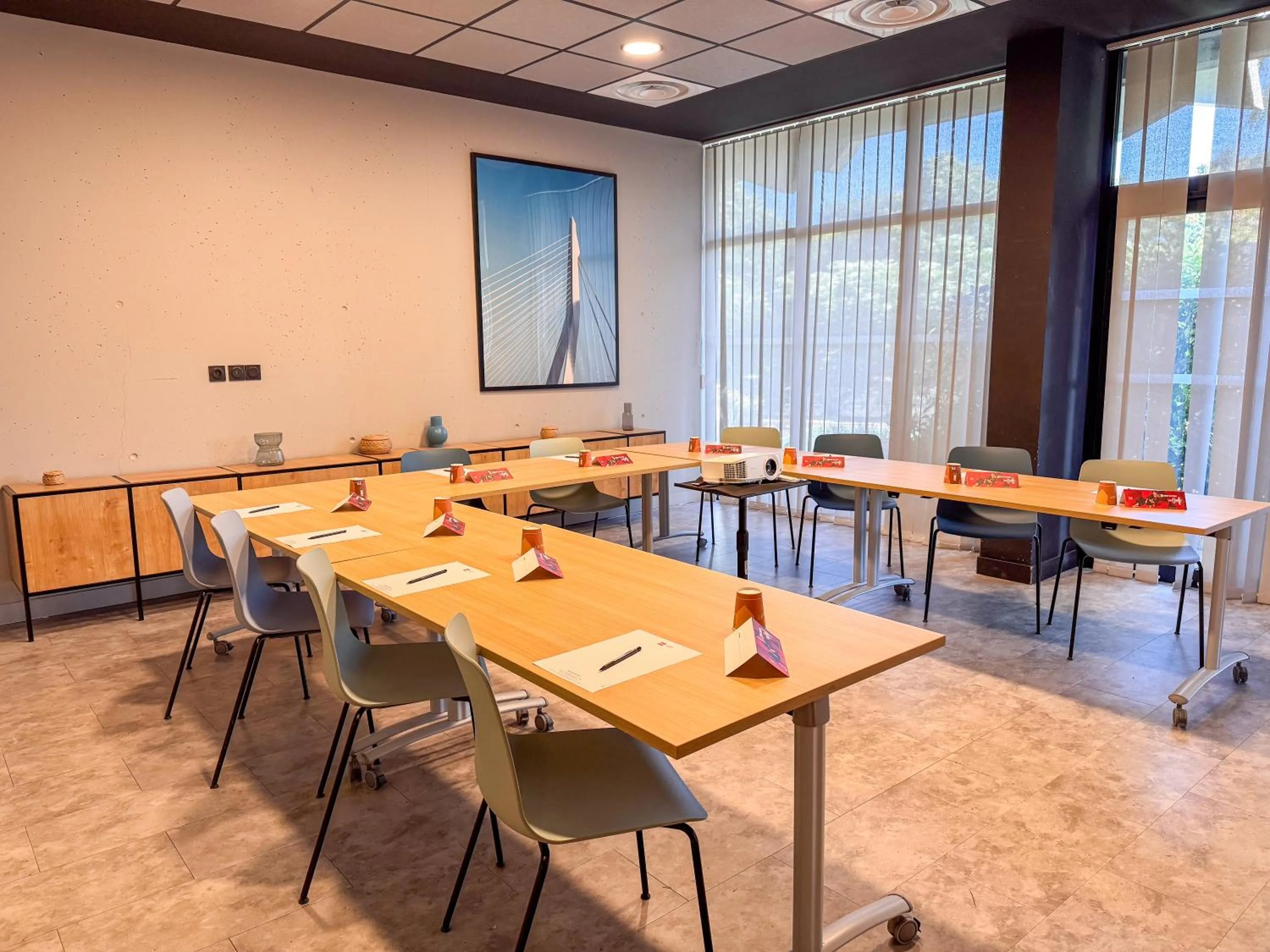 Meeting/conference room in Ibis Lunel Petite Camargue