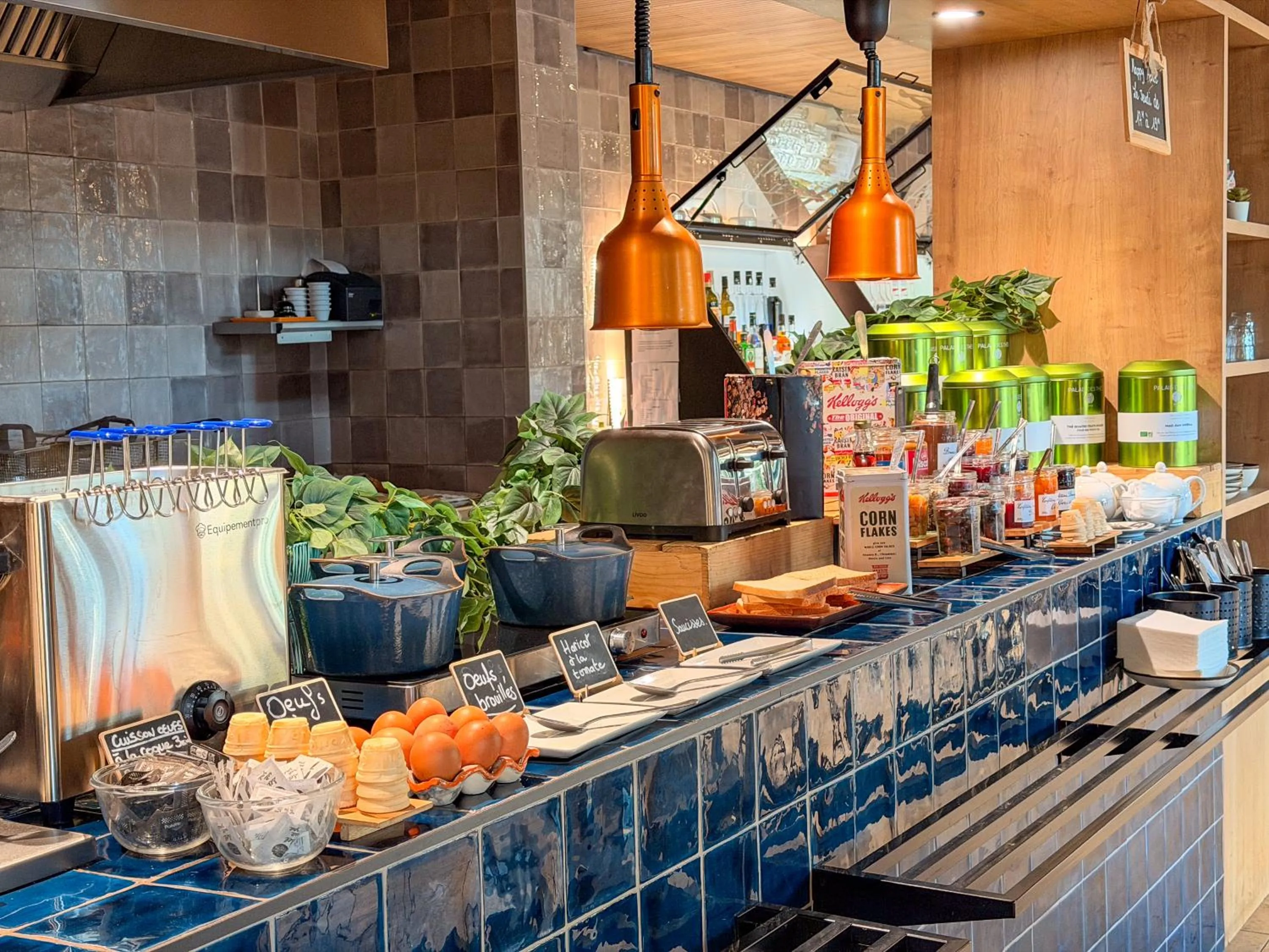 Breakfast in Ibis Lunel Petite Camargue