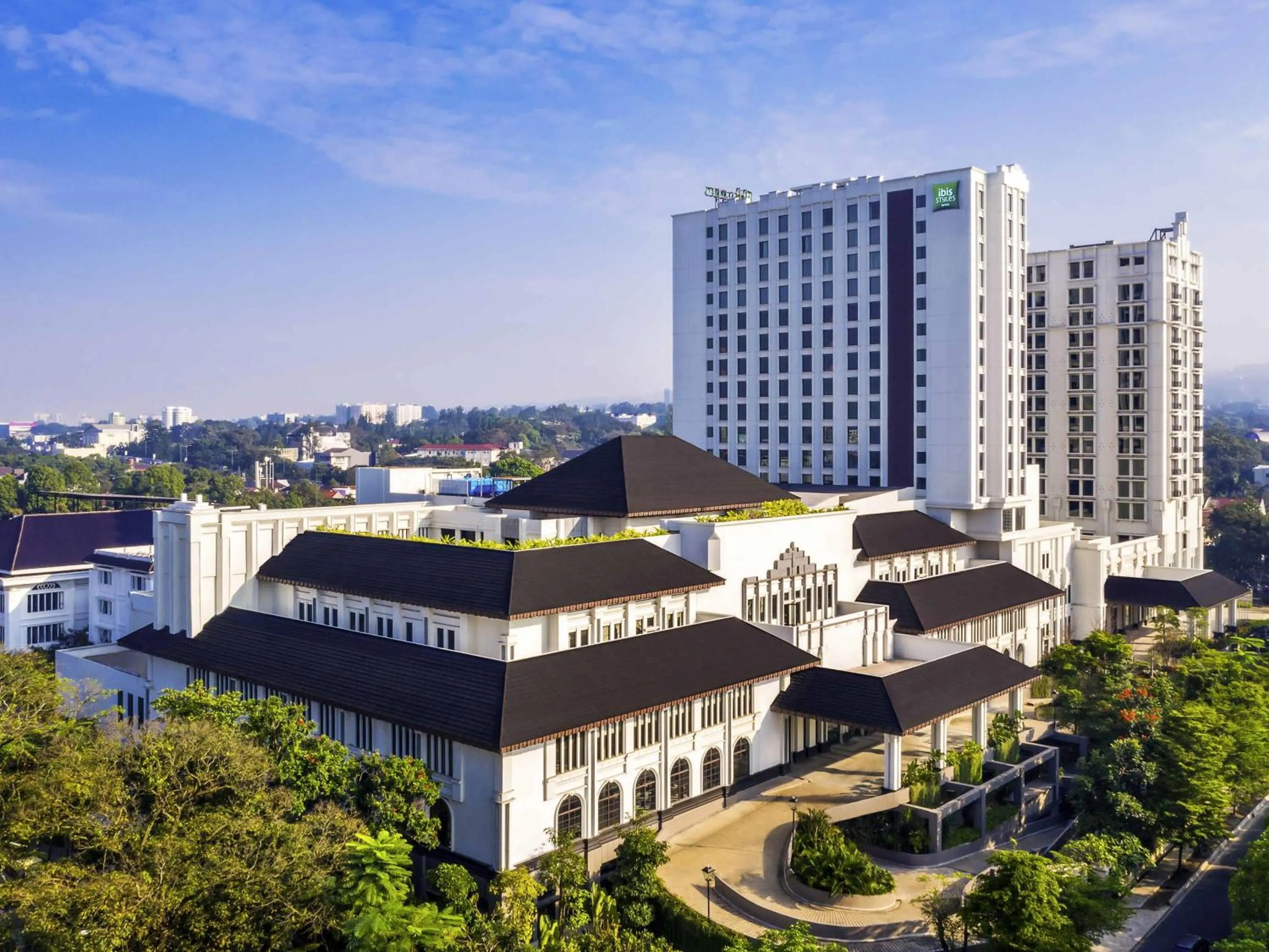 Property building in ibis Styles Bandung Grand Central