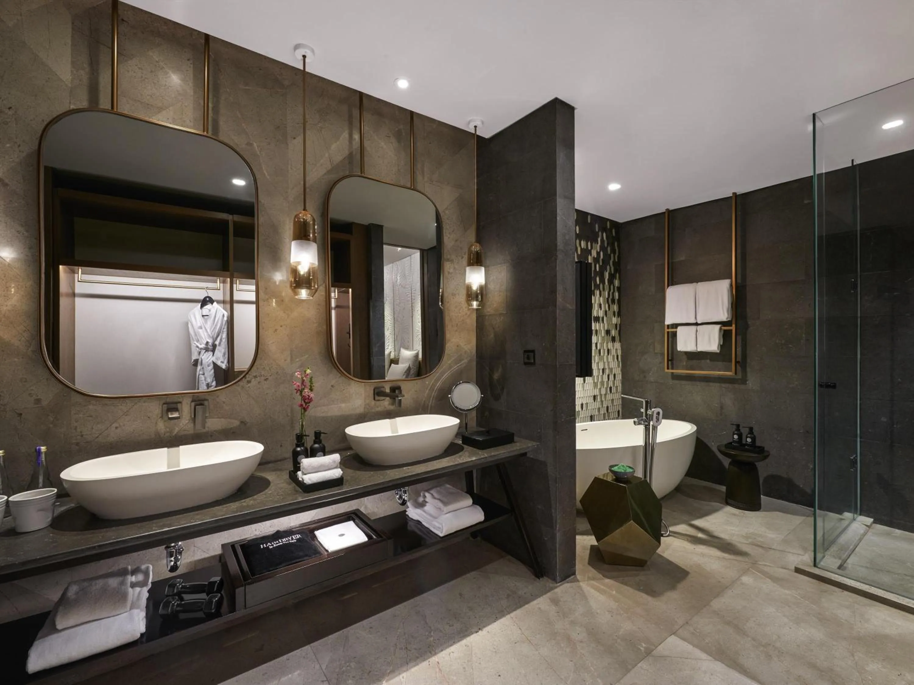 Bedroom in Pullman Bandung Grand Central