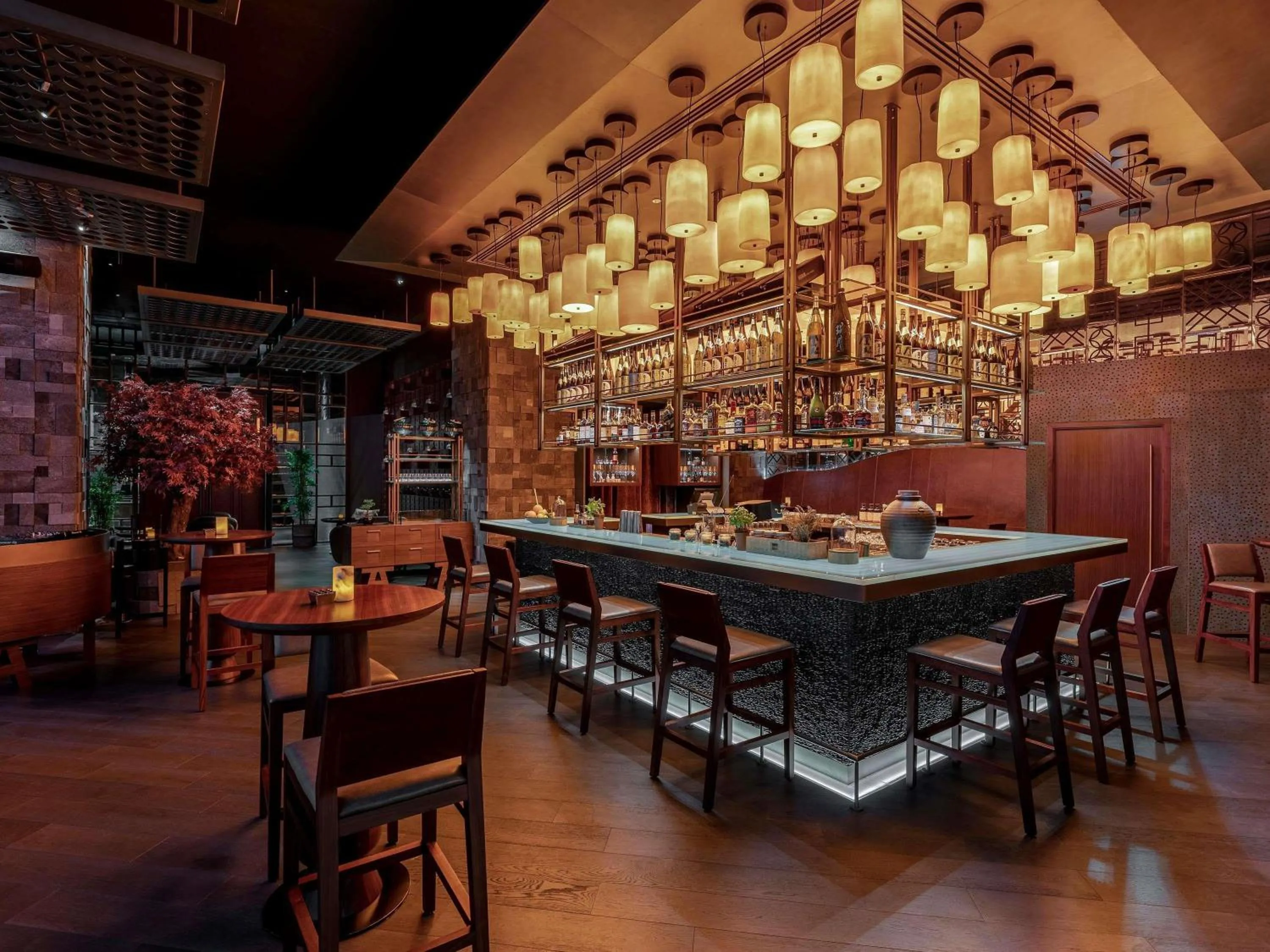 Restaurant/places to eat in Sofitel Dubai The Obelisk