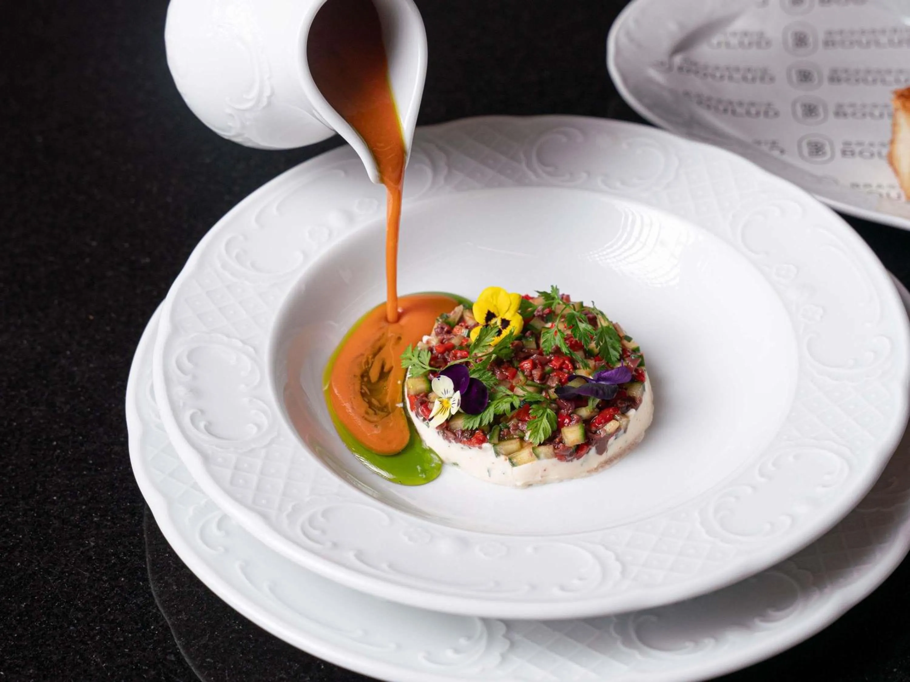 Restaurant/places to eat in Sofitel Dubai The Obelisk