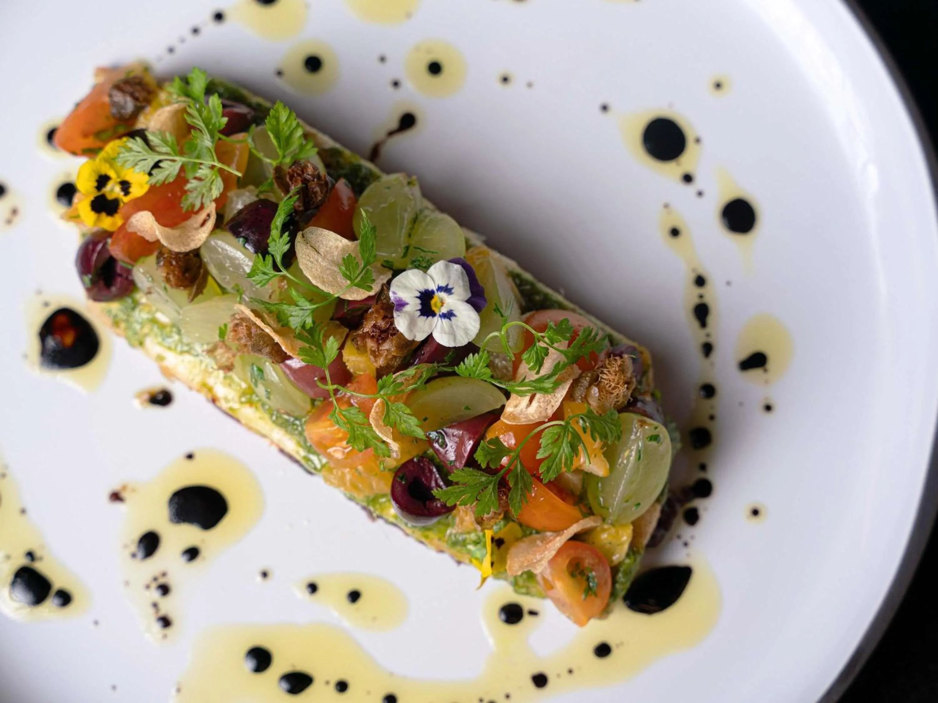 Restaurant/places to eat in Sofitel Dubai The Obelisk