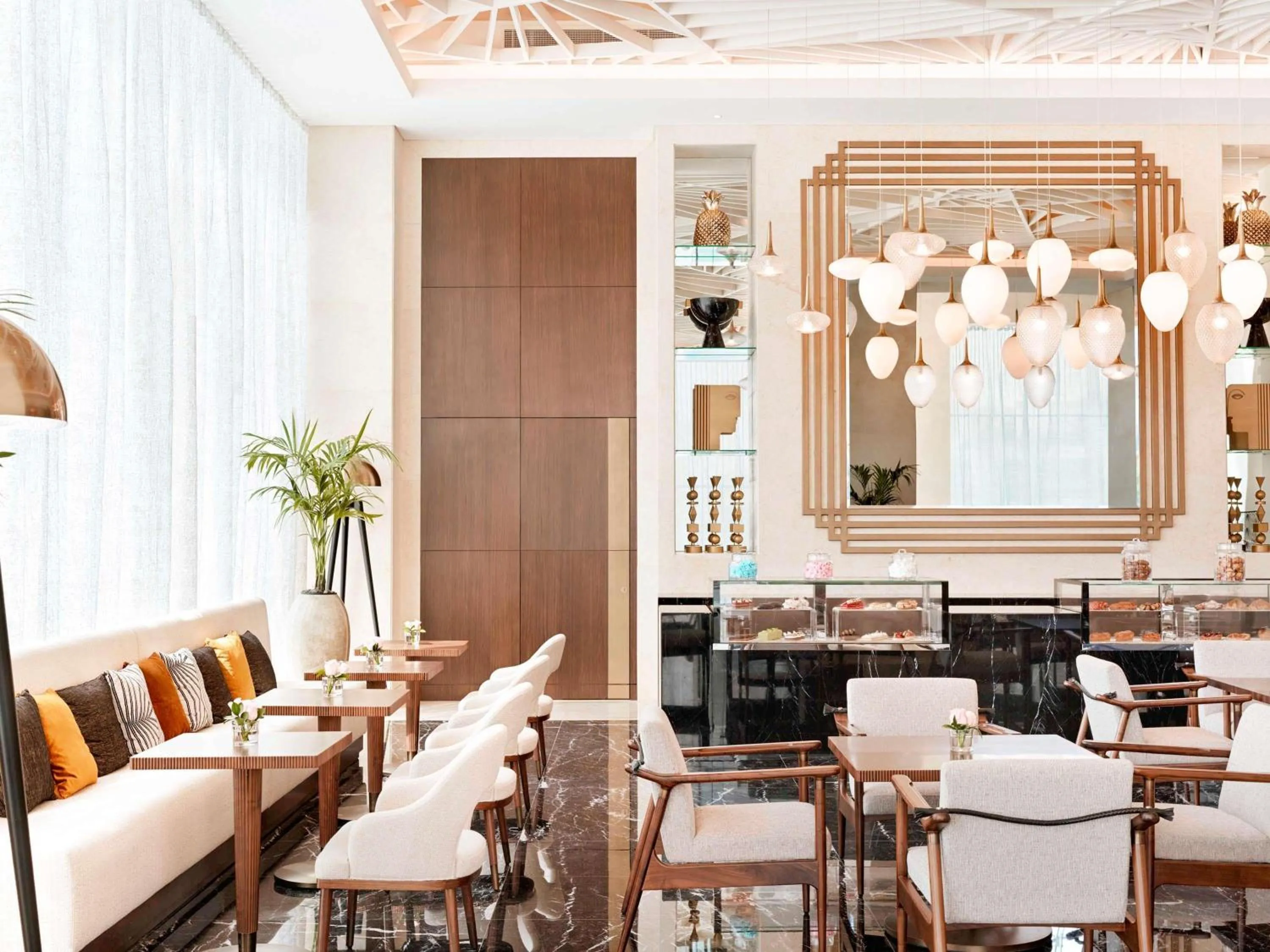 Restaurant/places to eat in Sofitel Dubai The Obelisk