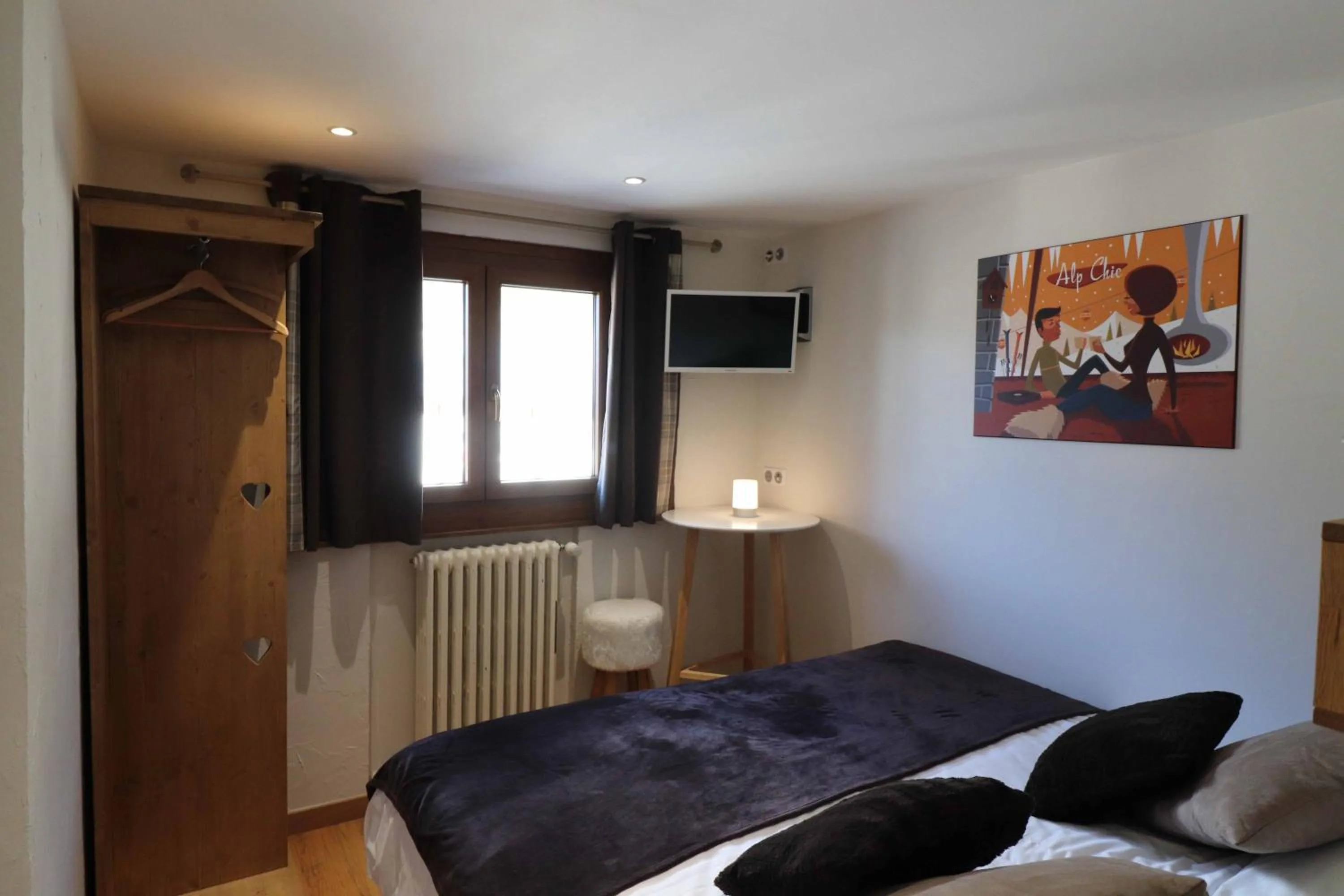 Decorative detail, Bed in Hotel la Turra