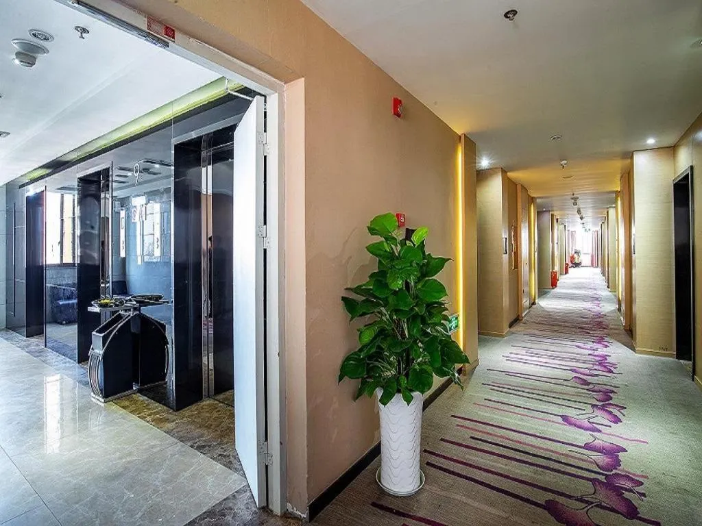 Lavande Hotel Leshan High-speed Railway Station Wanda Plaza