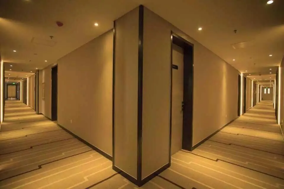 Lavande Hotel Rizhao Haiqu East Road RT-Mart Store