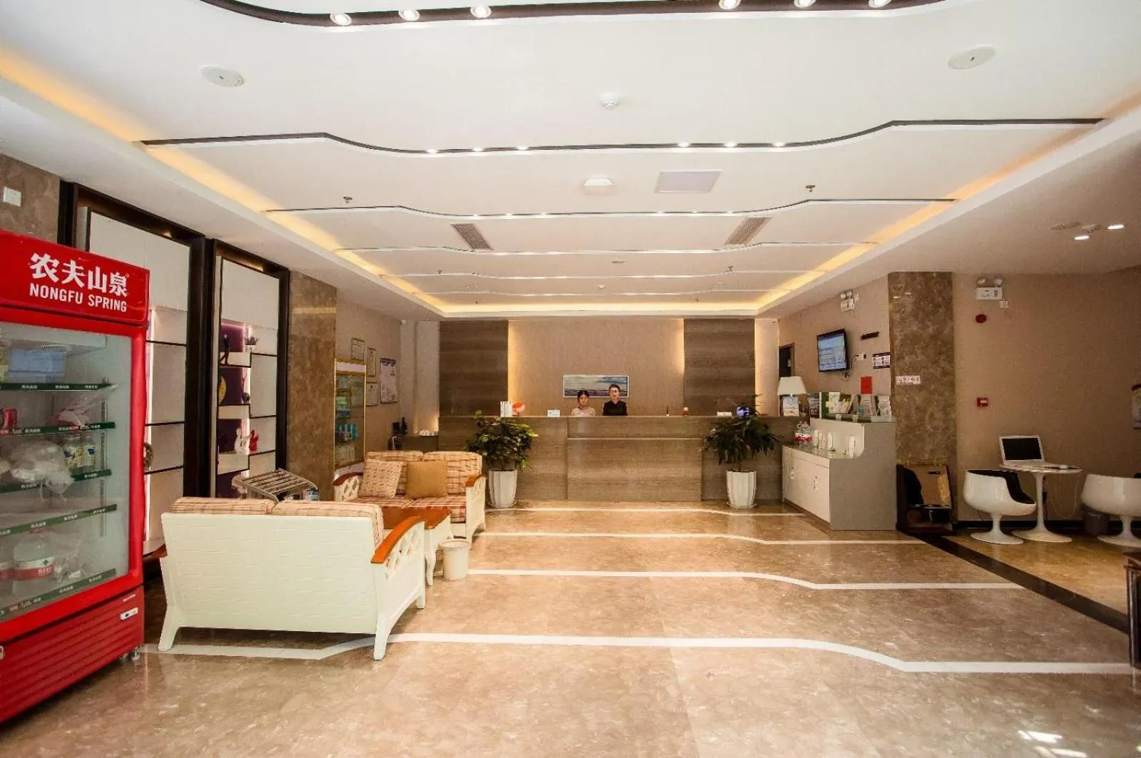 Lavande Hotel Rizhao Haiqu East Road RT-Mart Store