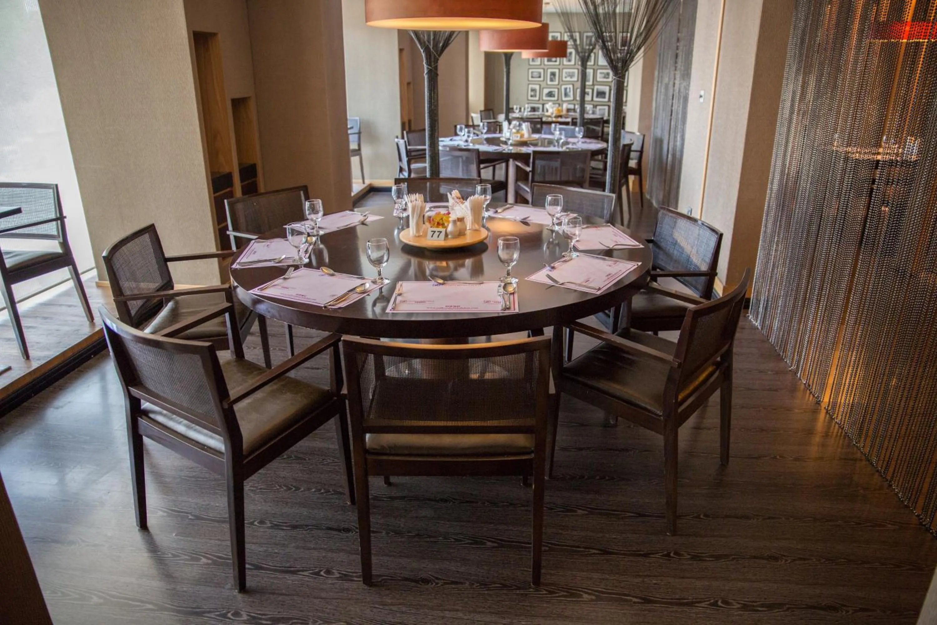 Restaurant/places to eat in Saffron Boutique Hotel