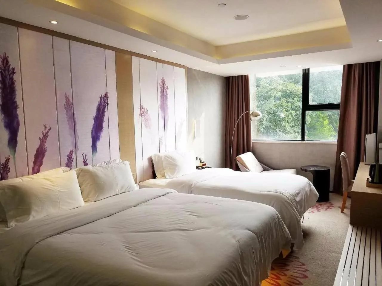Bed in Lavande Hotel Shenzhen Baoan Haiya Binfencheng
