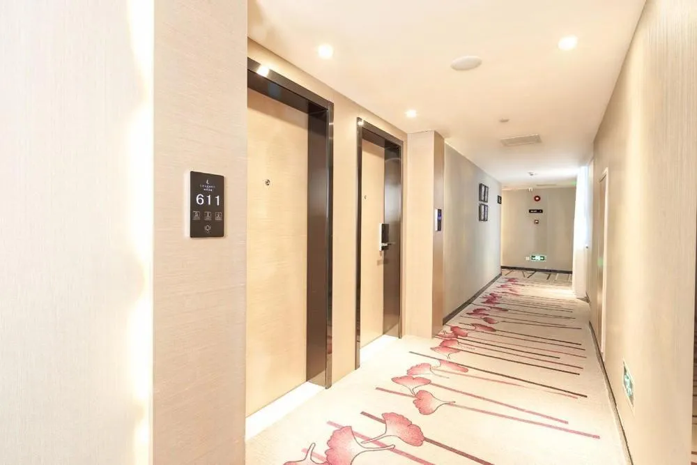 Lavande Hotel Shenzhen Baoan Haiya Binfencheng