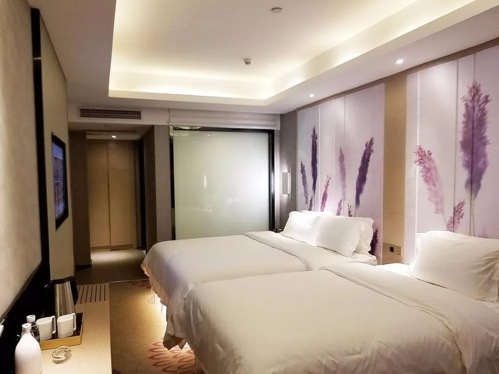 Bed in Lavande Hotel Shenzhen Baoan Haiya Binfencheng