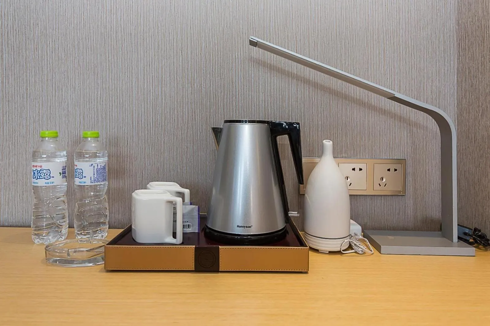 Lavande Hotels Weihai Weigao Square Branch