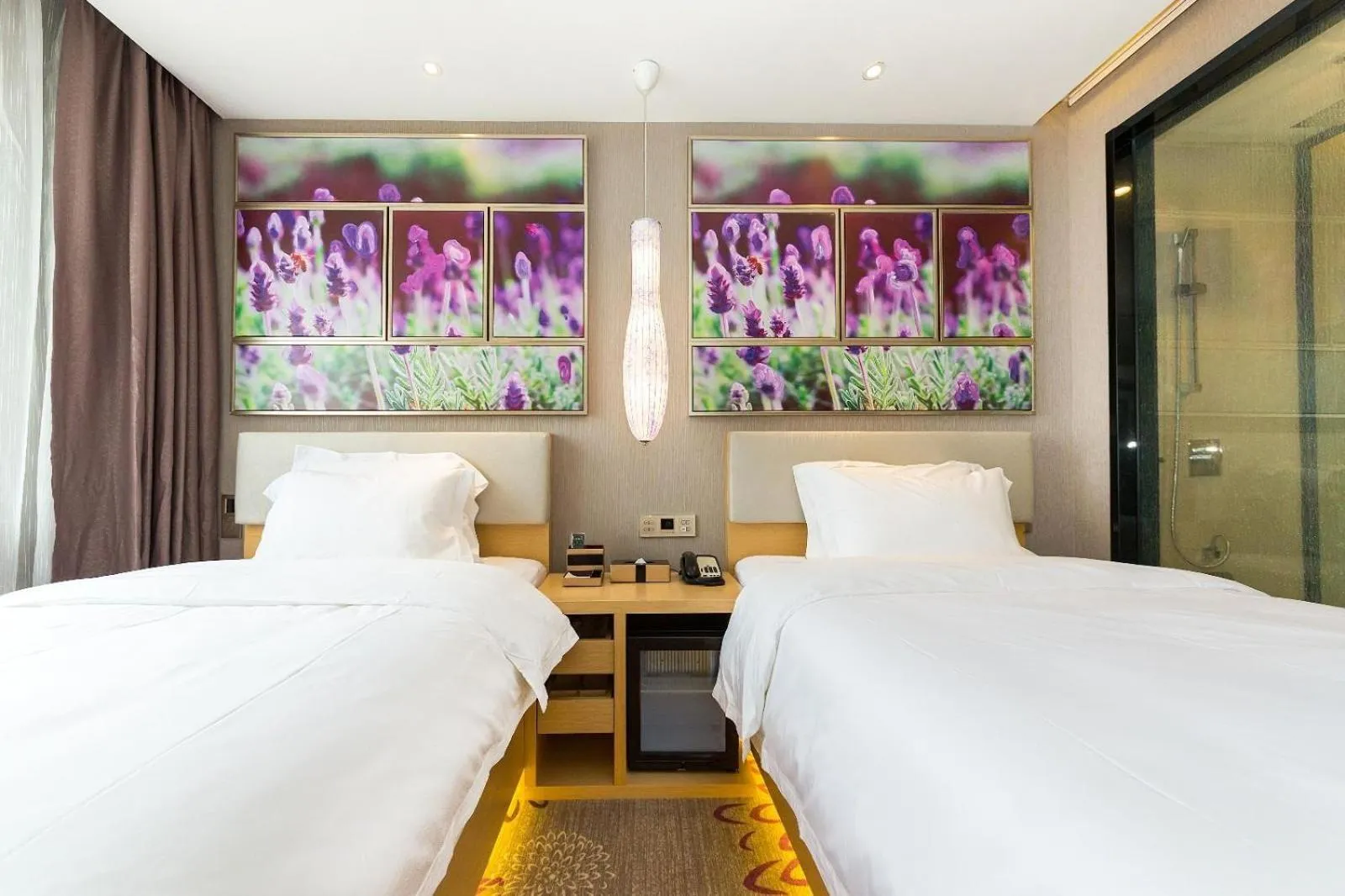 Bed in Lavande Hotels Weihai Weigao Square Branch