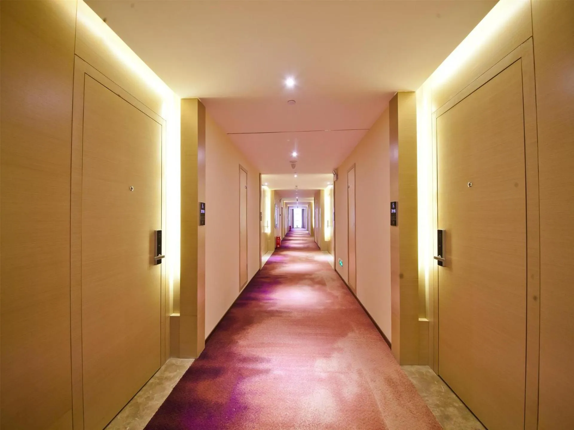 Lavande Hotel (Changsha Railway Station Chaoyang Metro Station Branch)