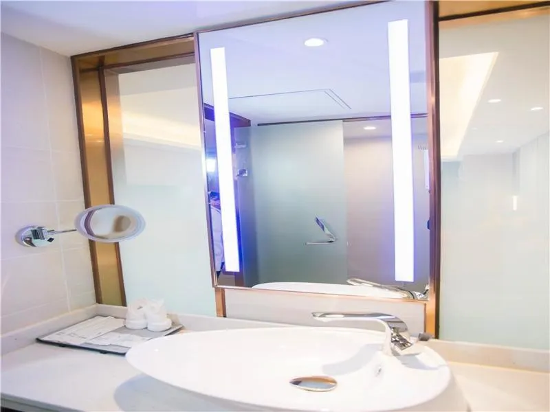 Lavande Hotel (Nanchang West Railway Station Square Branch)