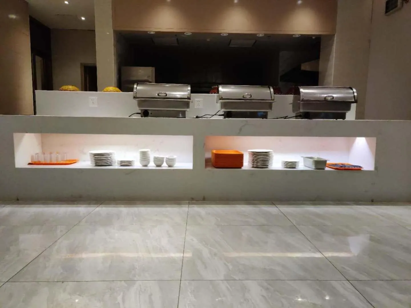 Lavande Hotel (Nanchang West Railway Station Square Branch)