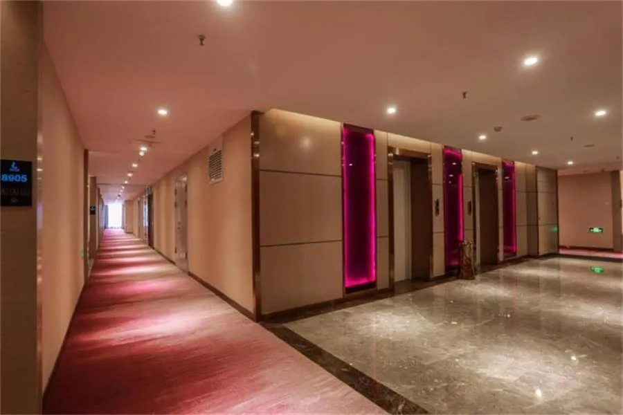 Lavande Hotel (Linyi Yinan Junyue Shopping Center Branch)