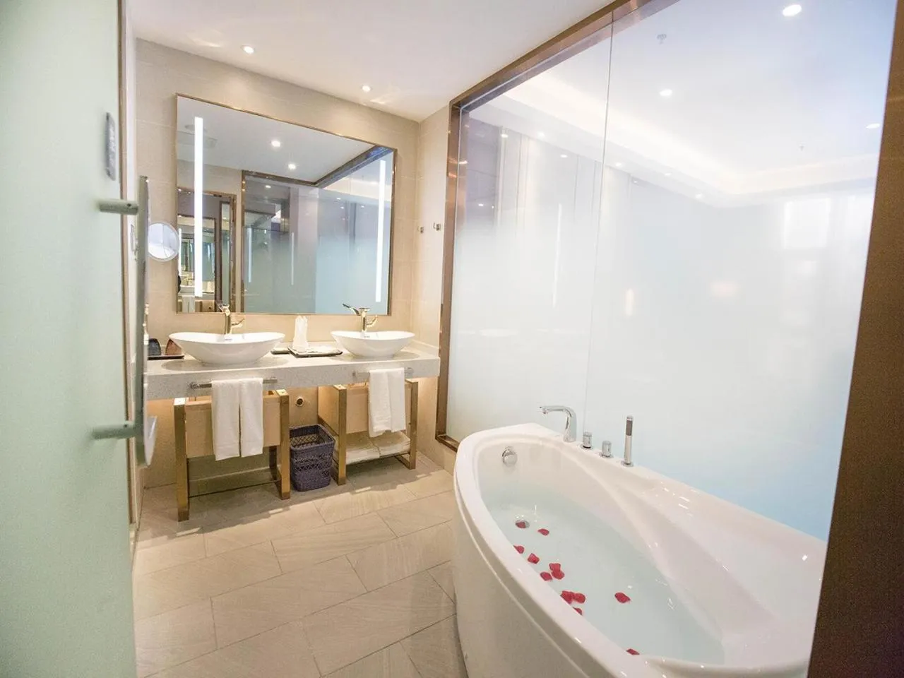 Lavande Hotel (Datong dongxin Plaza Branch)