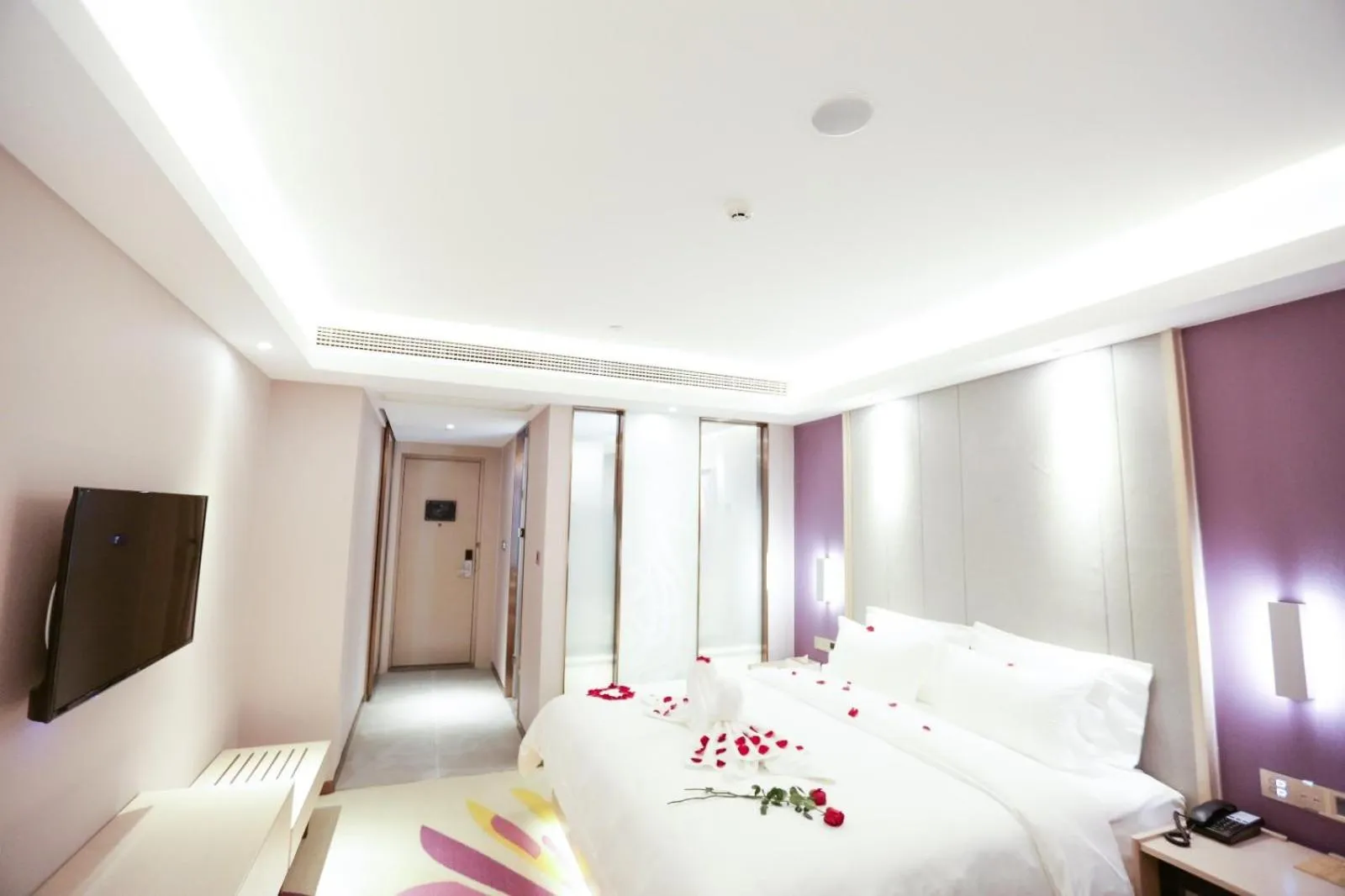 Bed in Lavande Hotel (Jingdezhen Taoxichuan Creative Square Branch)