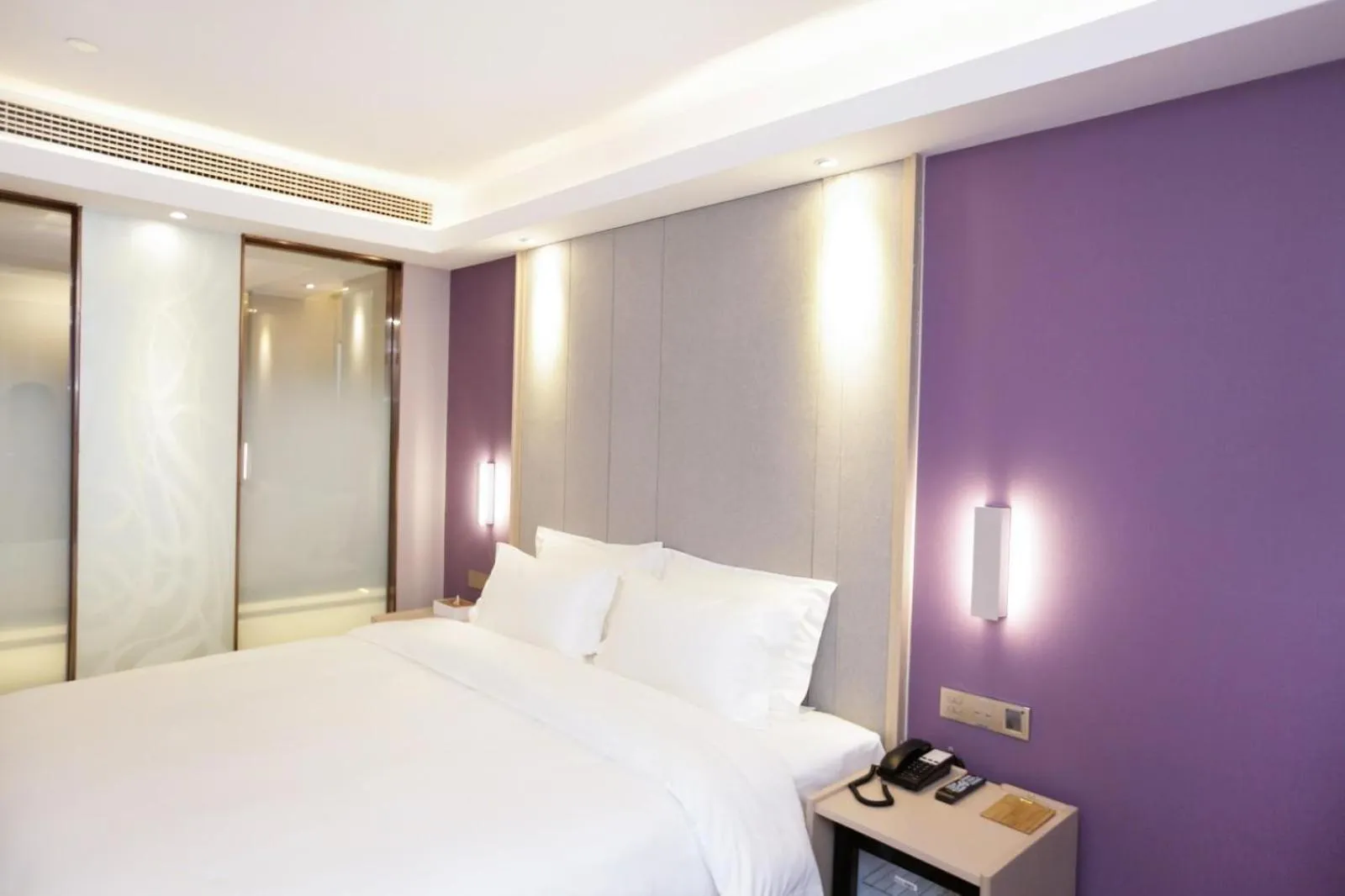 Bed in Lavande Hotel (Jingdezhen Taoxichuan Creative Square Branch)