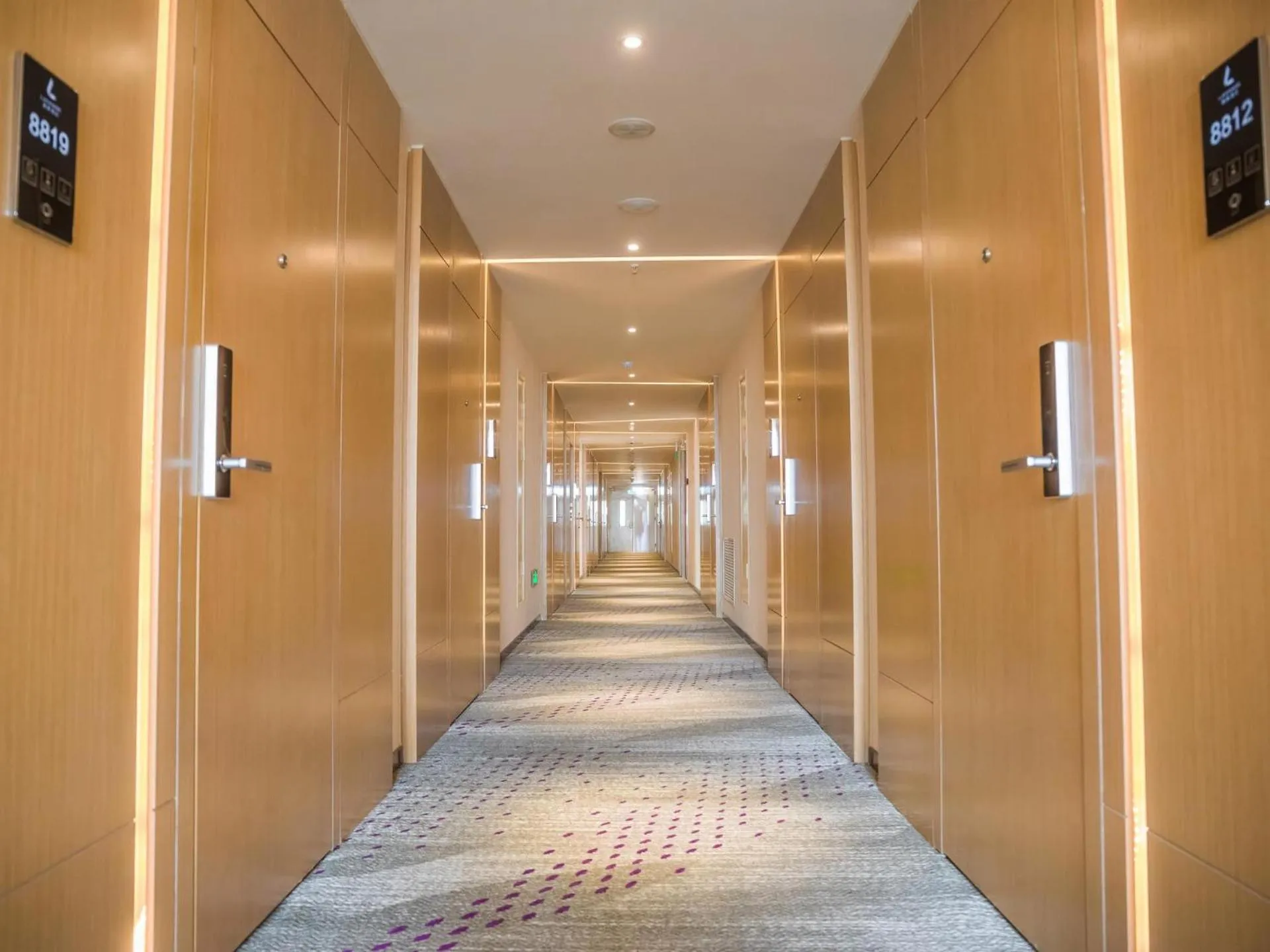 Lavande Hotel (Binzhou Huanghe 8th Road, People's Hospital Branch)