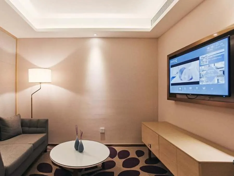 Lavande Hotel Ningbo Railway Station North Square