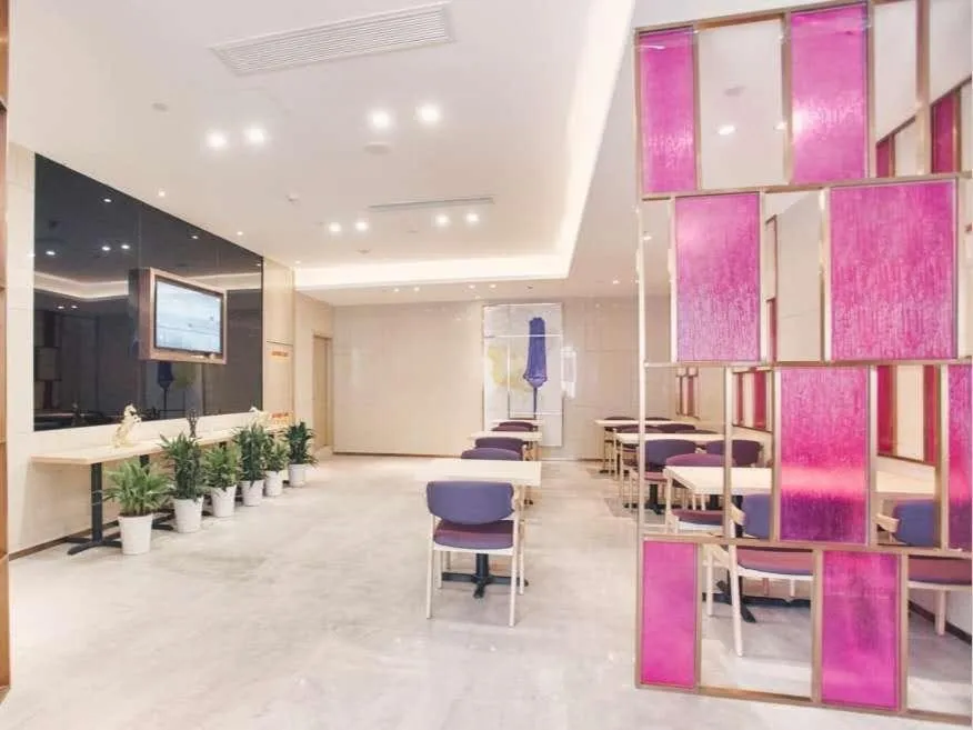 Lavande Hotel Ningbo Railway Station North Square